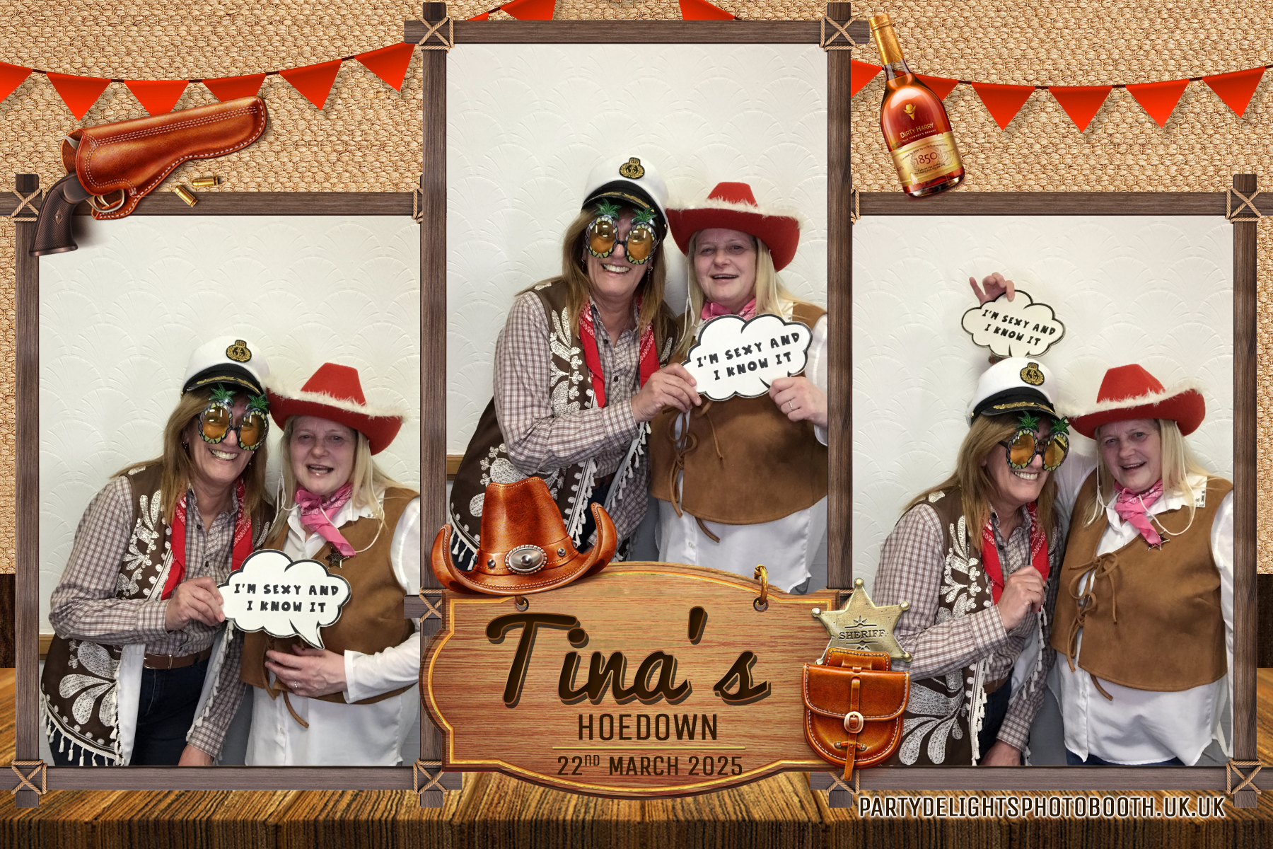 Tina's 70th Birthday | View more photos from the event at gallery.partydelightsphotobooth.co.uk/u/PartyDelightsPhotoBooth/Tinas-70th-Birthday