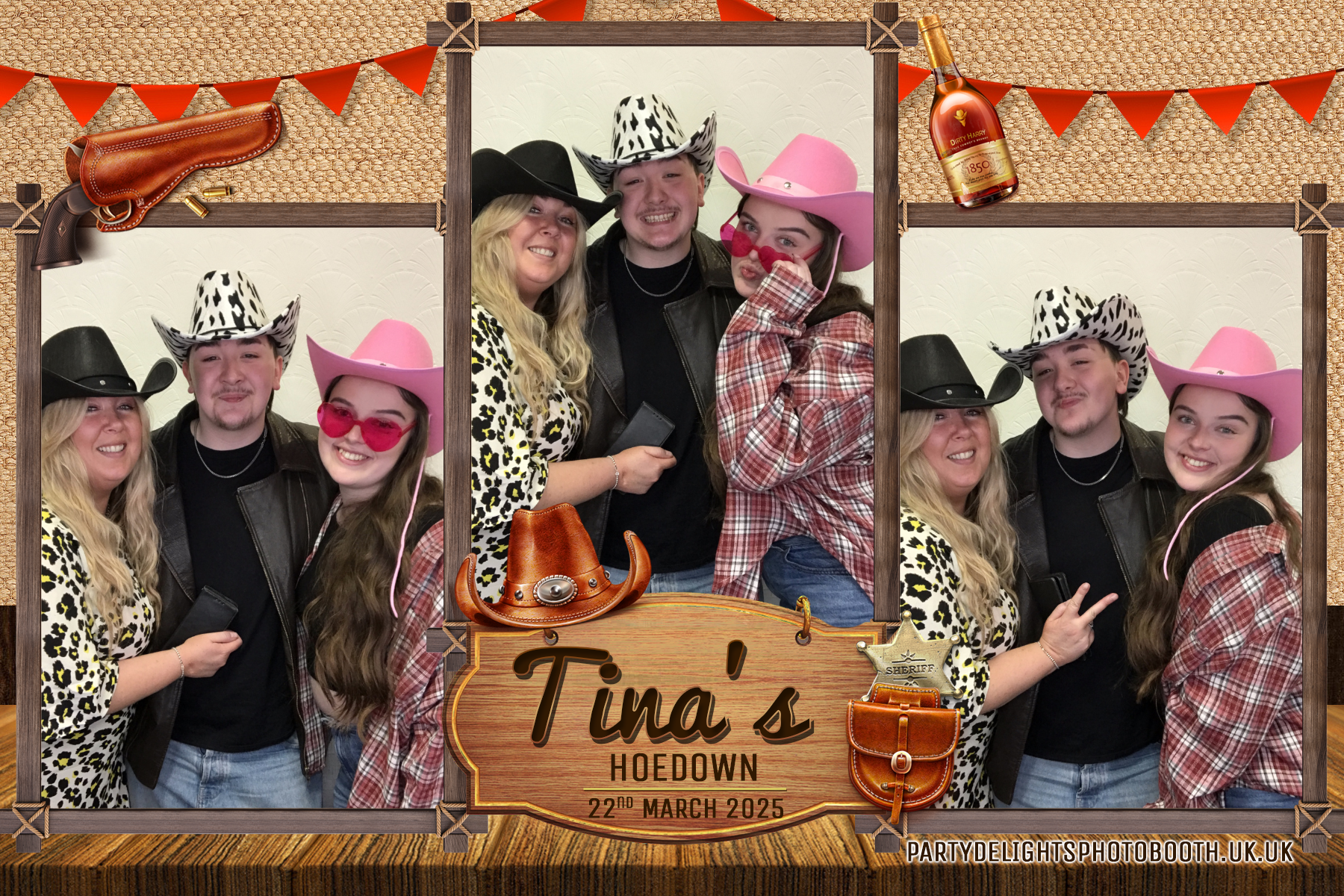 Tina's 70th Birthday | View more photos from the event at gallery.partydelightsphotobooth.co.uk/u/PartyDelightsPhotoBooth/Tinas-70th-Birthday