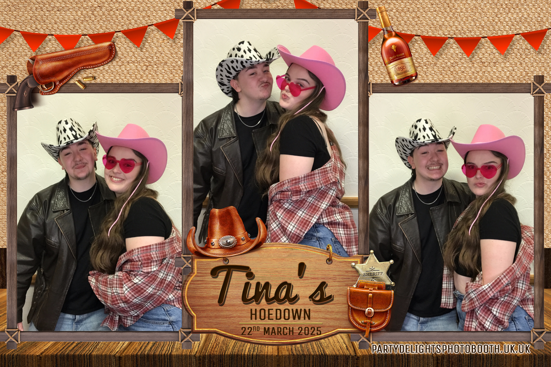 Tina's 70th Birthday | View more photos from the event at gallery.partydelightsphotobooth.co.uk/u/PartyDelightsPhotoBooth/Tinas-70th-Birthday