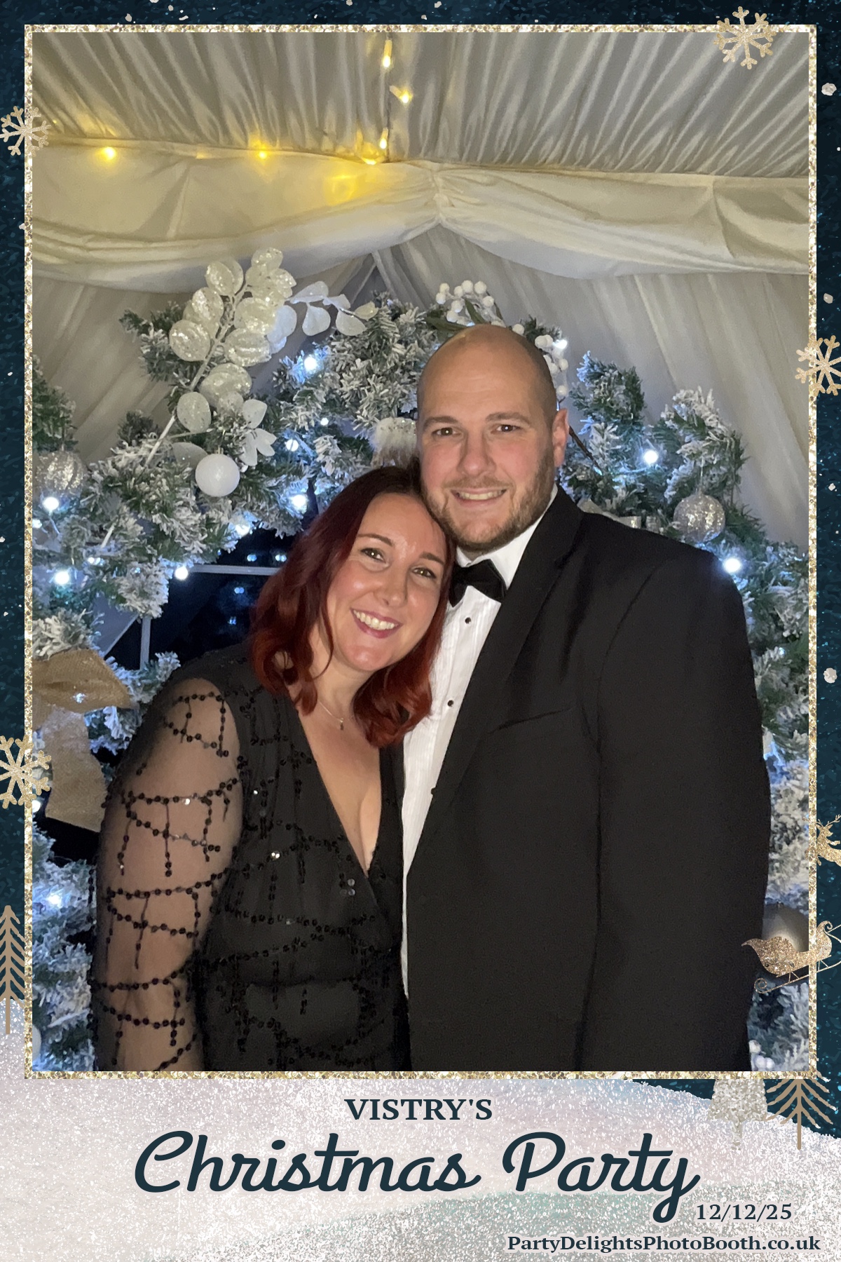 Vistry Christmas Party 2025 | View more photos from the event at gallery.partydelightsphotobooth.co.uk/u/PartyDelightsPhotoBooth/Vistry-Christmas-Party-2025