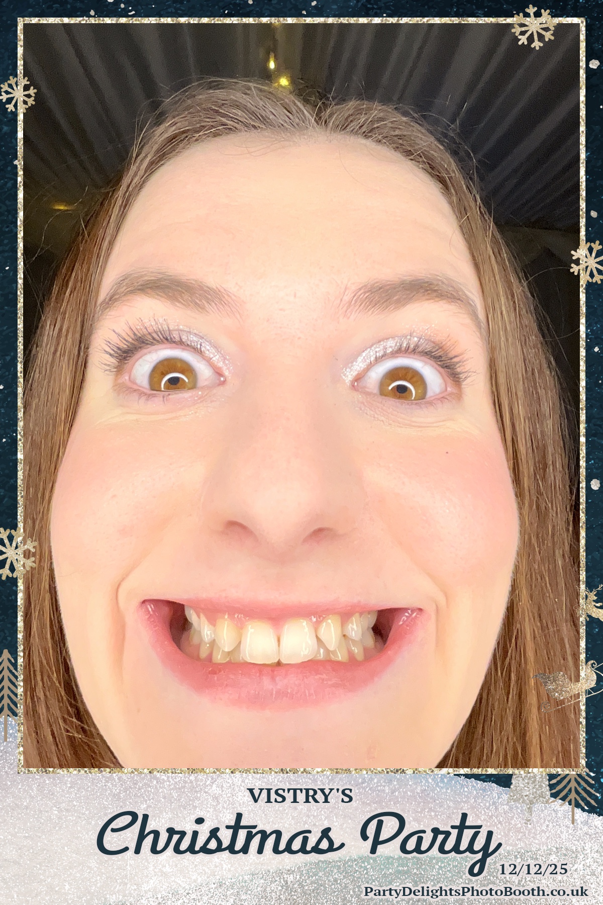 Vistry Christmas Party 2025 | View more photos from the event at gallery.partydelightsphotobooth.co.uk/u/PartyDelightsPhotoBooth/Vistry-Christmas-Party-2025
