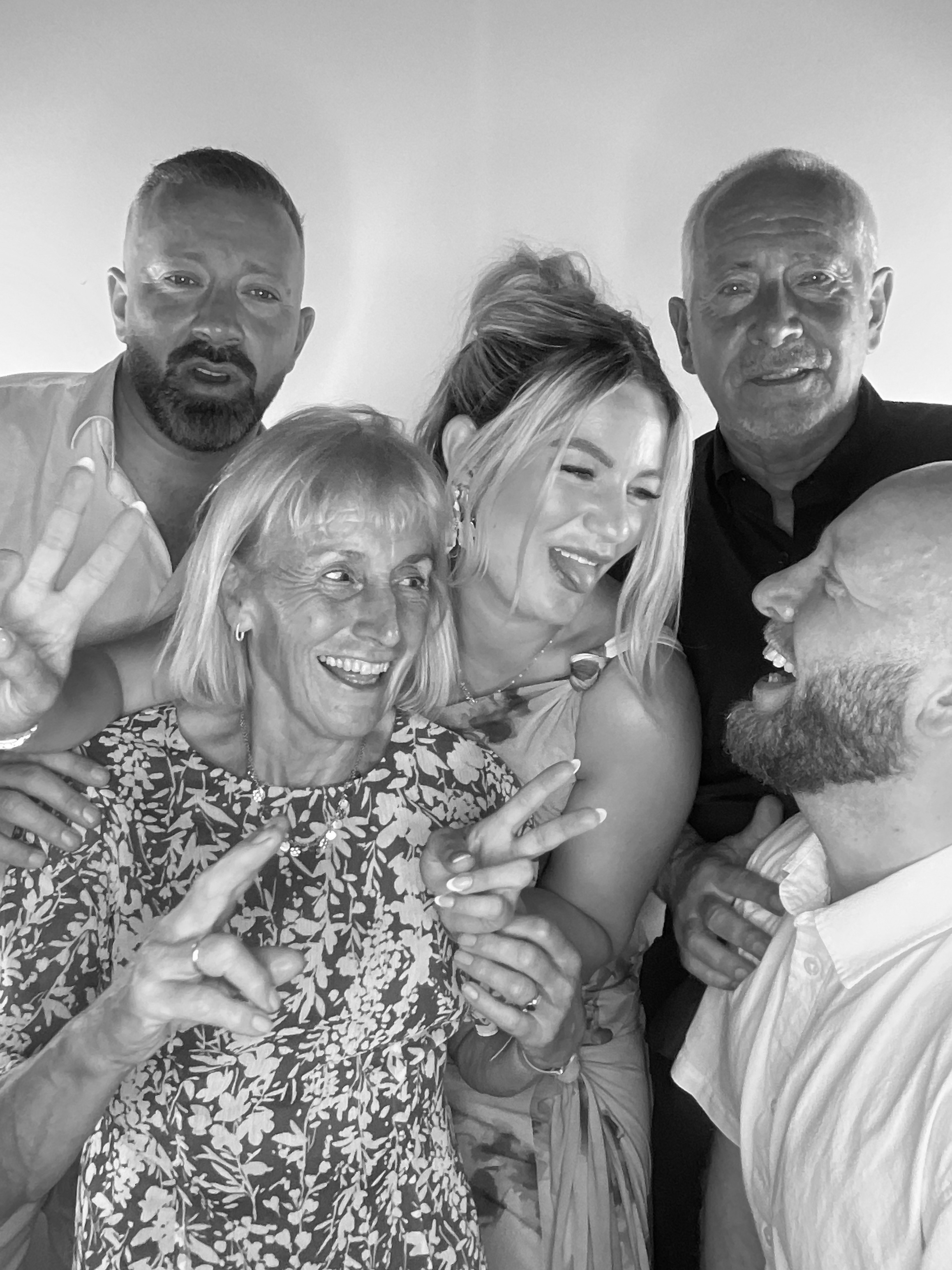 Connor & Sarah's Wedding | View more photos from the event at gallery.partydelightsphotobooth.co.uk/u/PartyDelightsPhotoBooth/Connor-Sarahs-Wedding