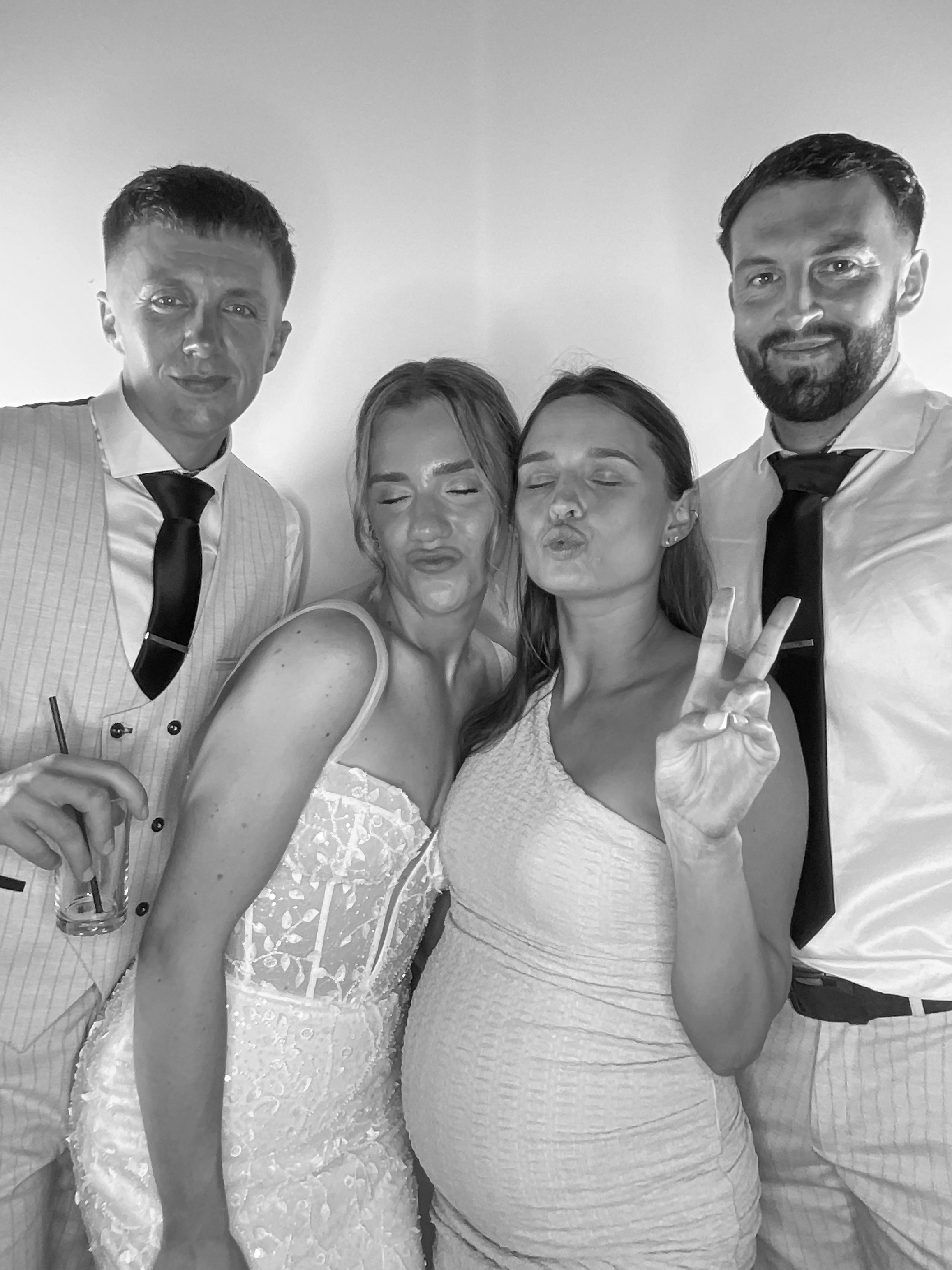 Connor & Sarah's Wedding | View more photos from the event at gallery.partydelightsphotobooth.co.uk/u/PartyDelightsPhotoBooth/Connor-Sarahs-Wedding