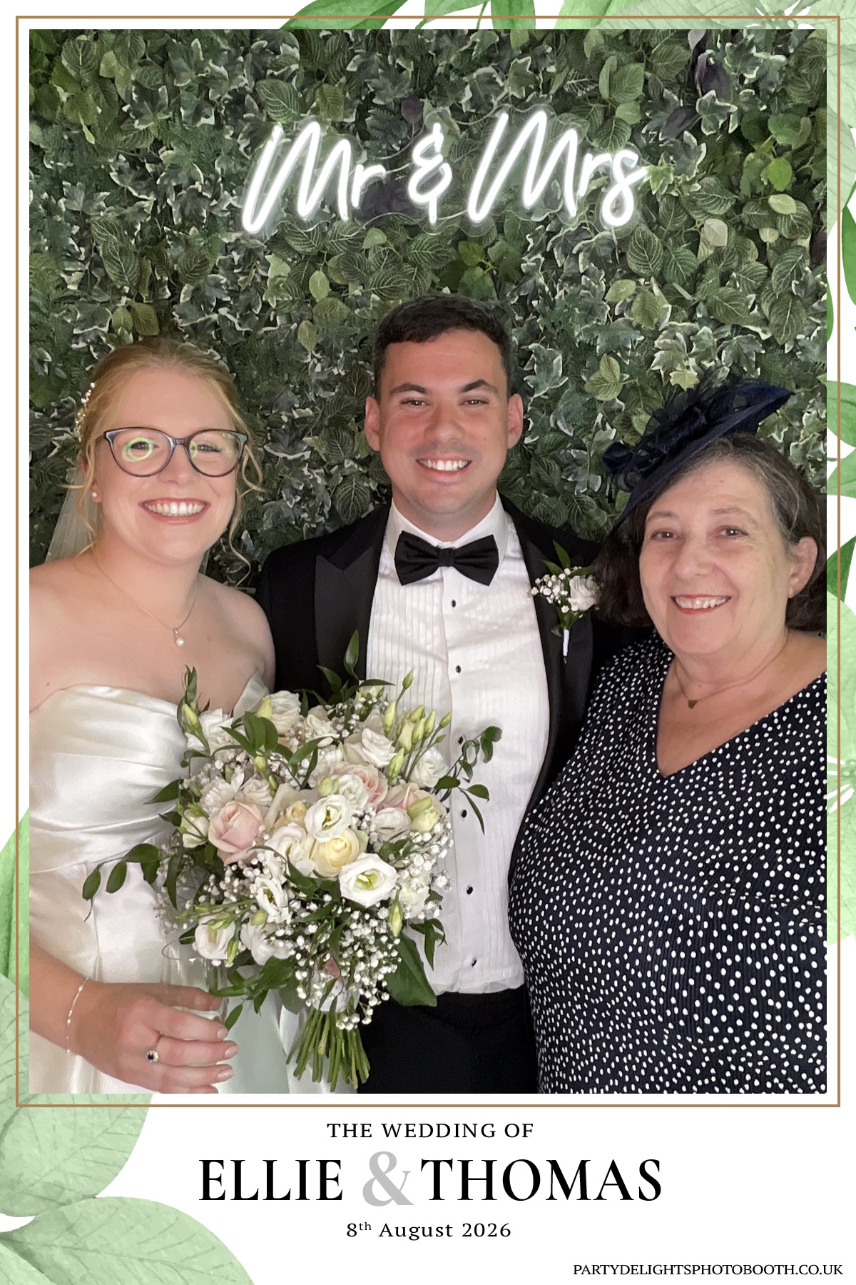 Ellie and Thomas’ Wedding | View more photos from the event at gallery.partydelightsphotobooth.co.uk/u/PartyDelightsPhotoBooth/Ellie-and-Thomas’-Wedding