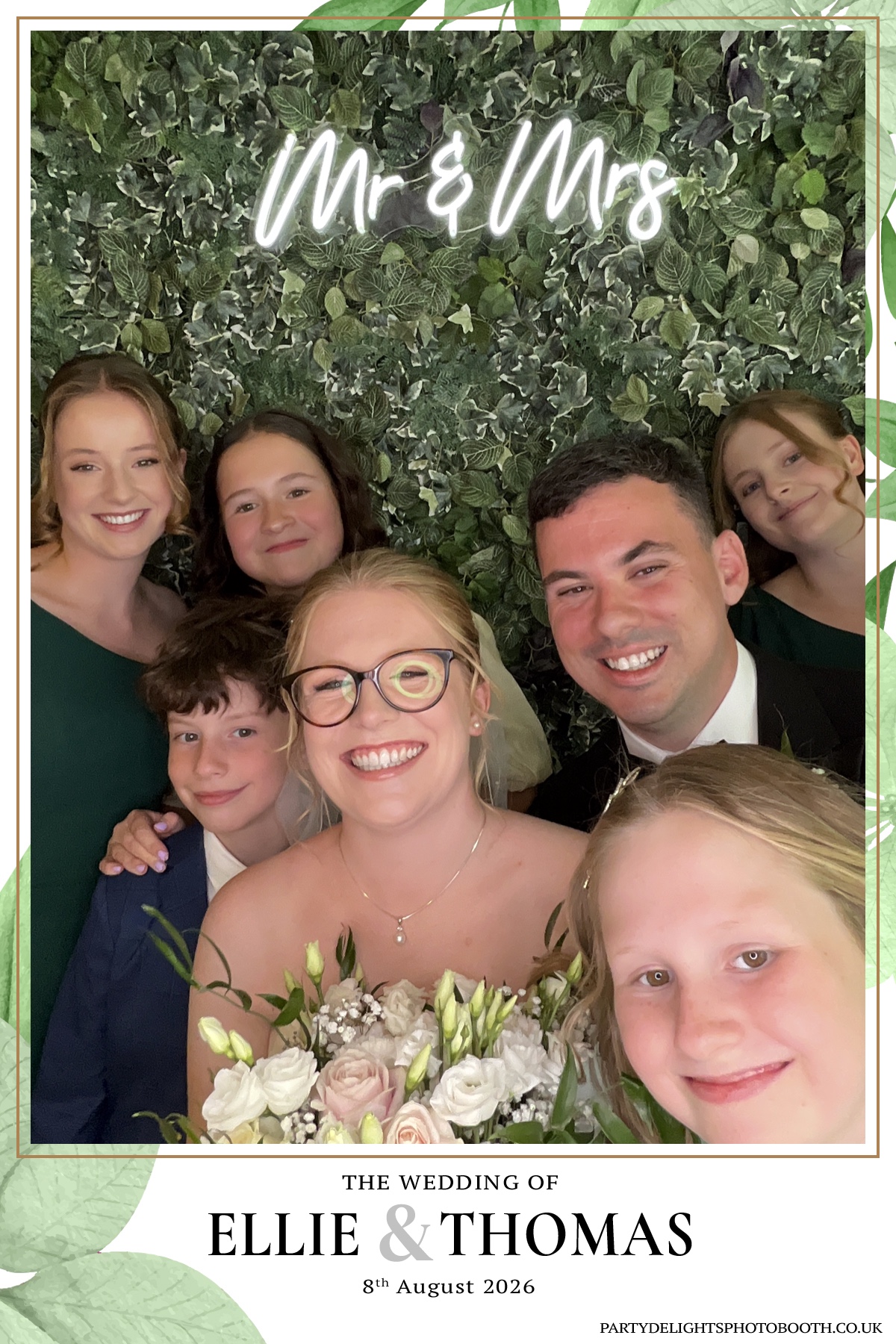 Ellie and Thomas’ Wedding | View more photos from the event at gallery.partydelightsphotobooth.co.uk/u/PartyDelightsPhotoBooth/Ellie-and-Thomas’-Wedding