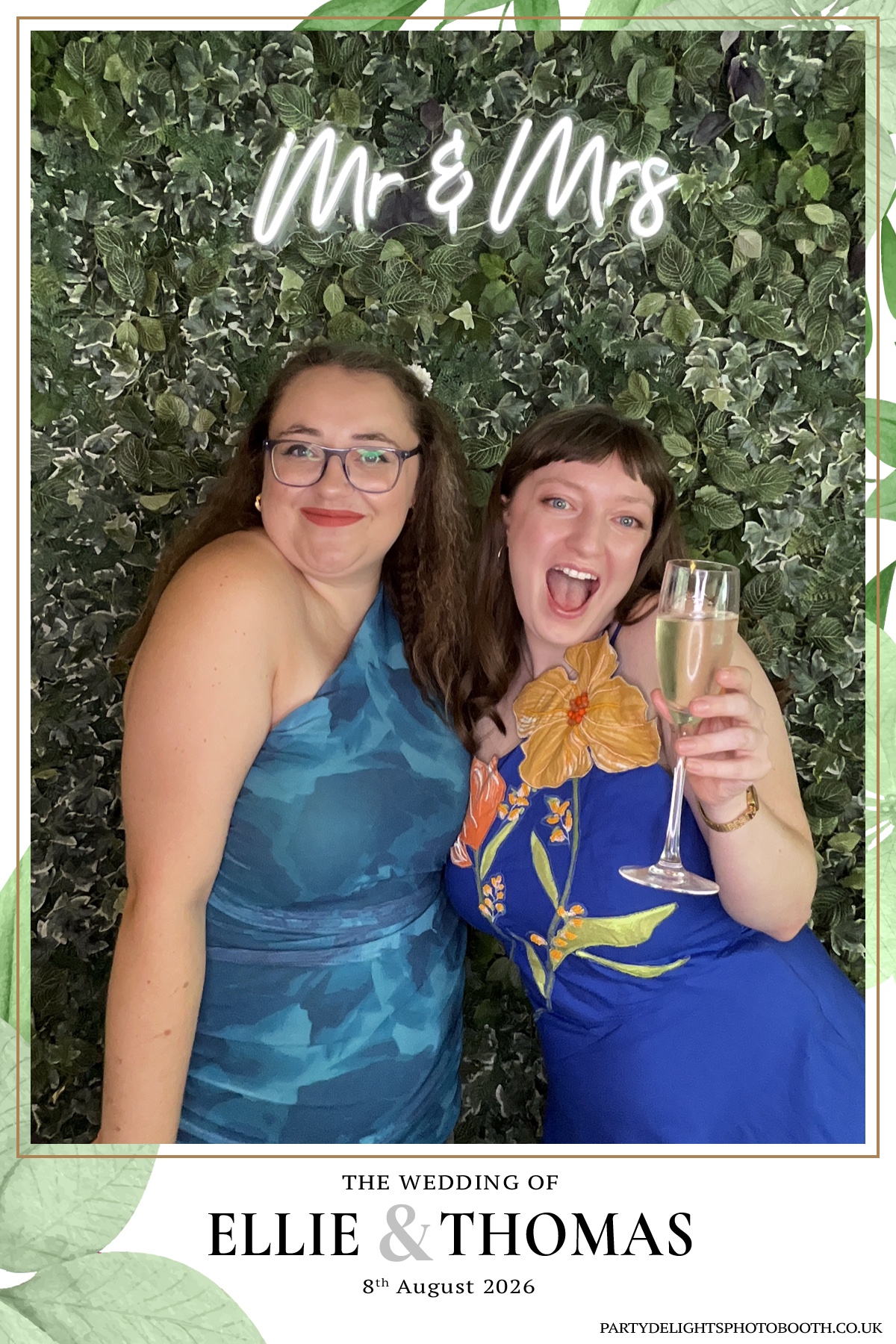Ellie and Thomas’ Wedding | View more photos from the event at gallery.partydelightsphotobooth.co.uk/u/PartyDelightsPhotoBooth/Ellie-and-Thomas’-Wedding