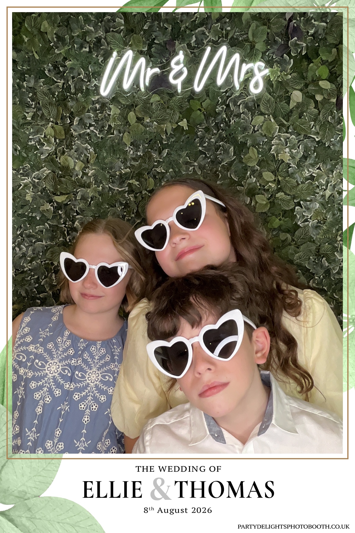 Ellie and Thomas’ Wedding | View more photos from the event at gallery.partydelightsphotobooth.co.uk/u/PartyDelightsPhotoBooth/Ellie-and-Thomas’-Wedding