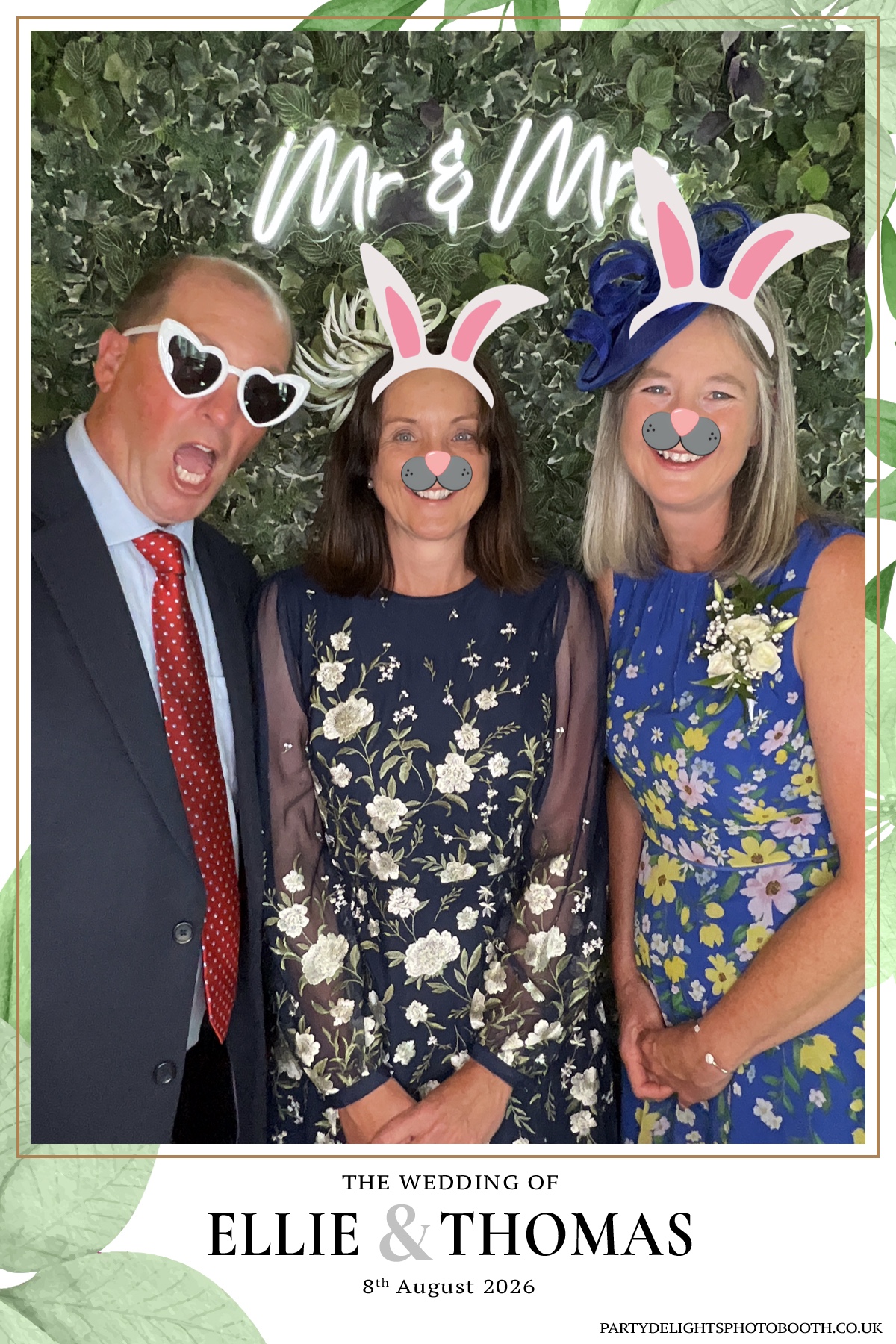 Ellie and Thomas’ Wedding | View more photos from the event at gallery.partydelightsphotobooth.co.uk/u/PartyDelightsPhotoBooth/Ellie-and-Thomas’-Wedding