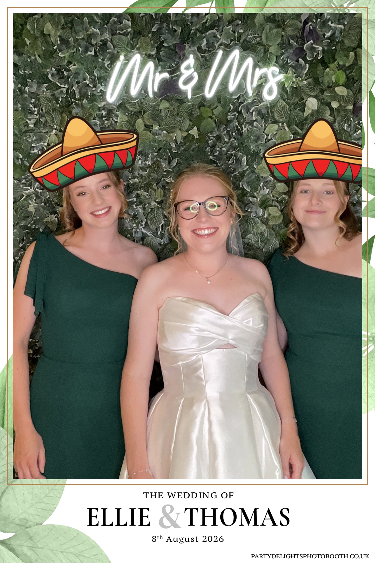 Ellie and Thomas’ Wedding | View more photos from the event at gallery.partydelightsphotobooth.co.uk/u/PartyDelightsPhotoBooth/Ellie-and-Thomas’-Wedding