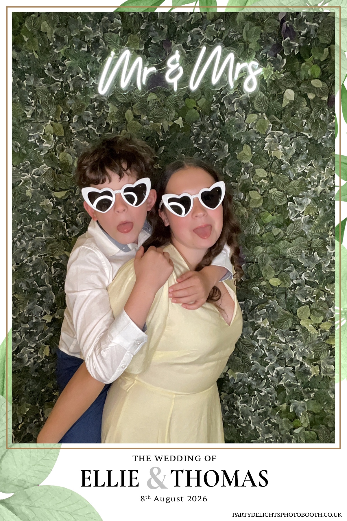 Ellie and Thomas’ Wedding | View more photos from the event at gallery.partydelightsphotobooth.co.uk/u/PartyDelightsPhotoBooth/Ellie-and-Thomas’-Wedding