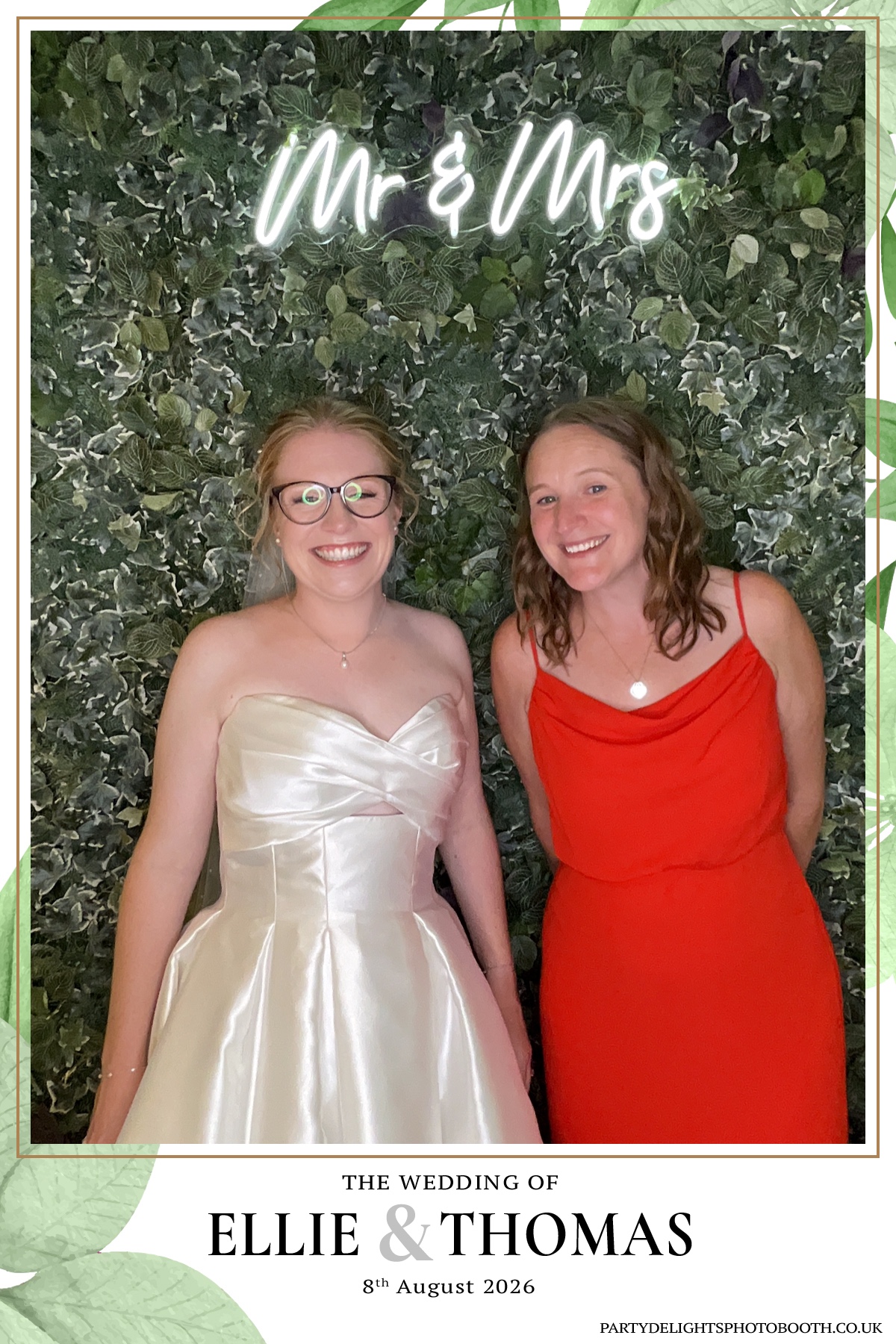 Ellie and Thomas’ Wedding | View more photos from the event at gallery.partydelightsphotobooth.co.uk/u/PartyDelightsPhotoBooth/Ellie-and-Thomas’-Wedding