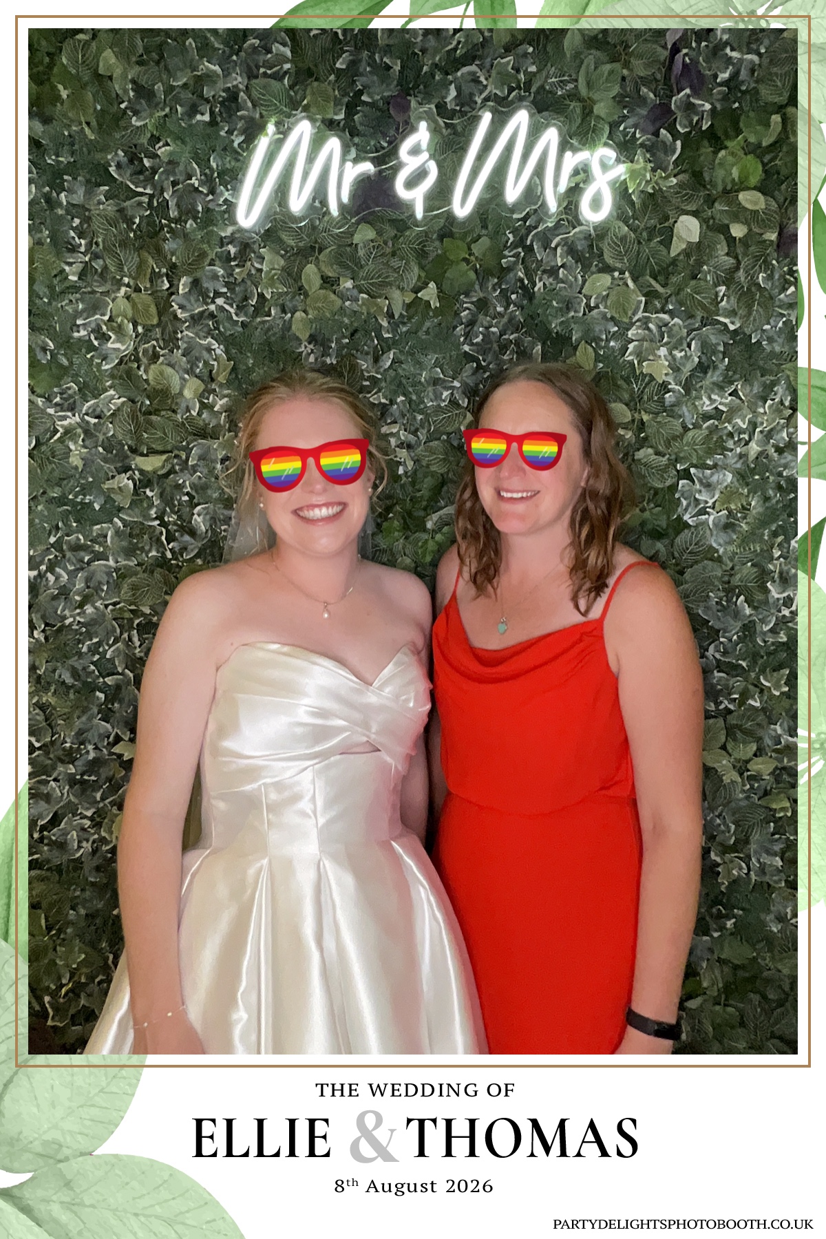 Ellie and Thomas’ Wedding | View more photos from the event at gallery.partydelightsphotobooth.co.uk/u/PartyDelightsPhotoBooth/Ellie-and-Thomas’-Wedding
