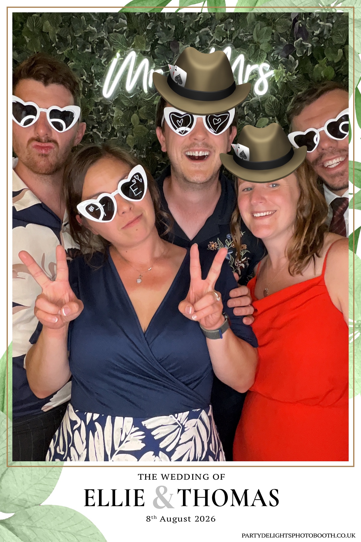 Ellie and Thomas’ Wedding | View more photos from the event at gallery.partydelightsphotobooth.co.uk/u/PartyDelightsPhotoBooth/Ellie-and-Thomas’-Wedding