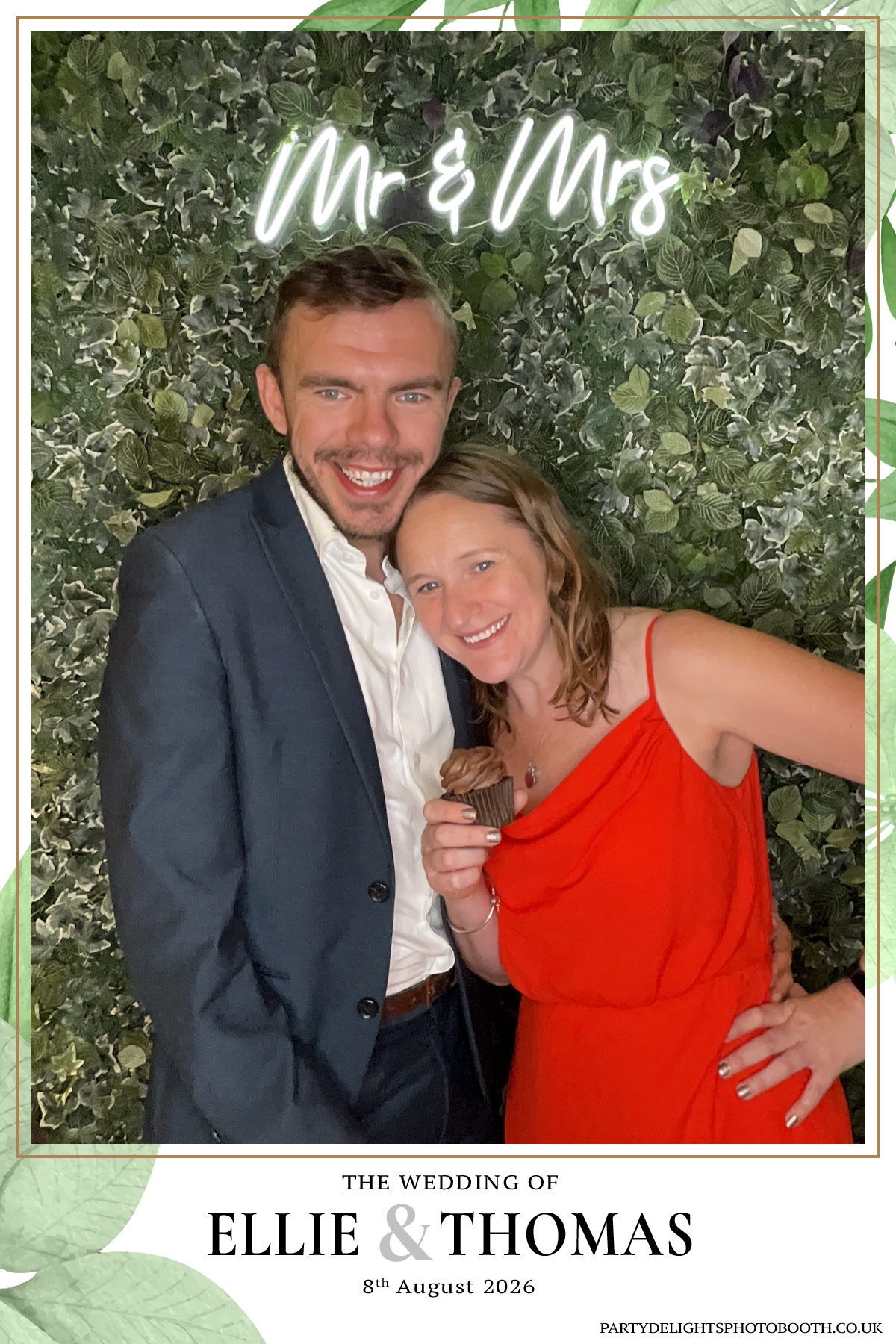 Ellie and Thomas’ Wedding | View more photos from the event at gallery.partydelightsphotobooth.co.uk/u/PartyDelightsPhotoBooth/Ellie-and-Thomas’-Wedding