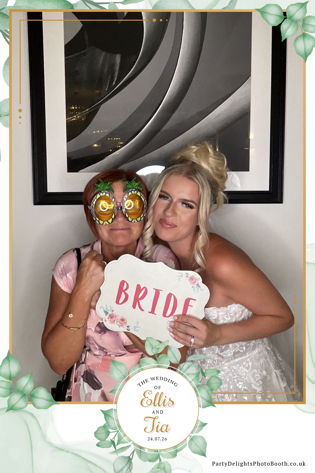 Ellis and Tias wedding | View more photos from the event at gallery.partydelightsphotobooth.co.uk/u/PartyDelightsPhotoBooth/Ellis-and-Tias-wedding