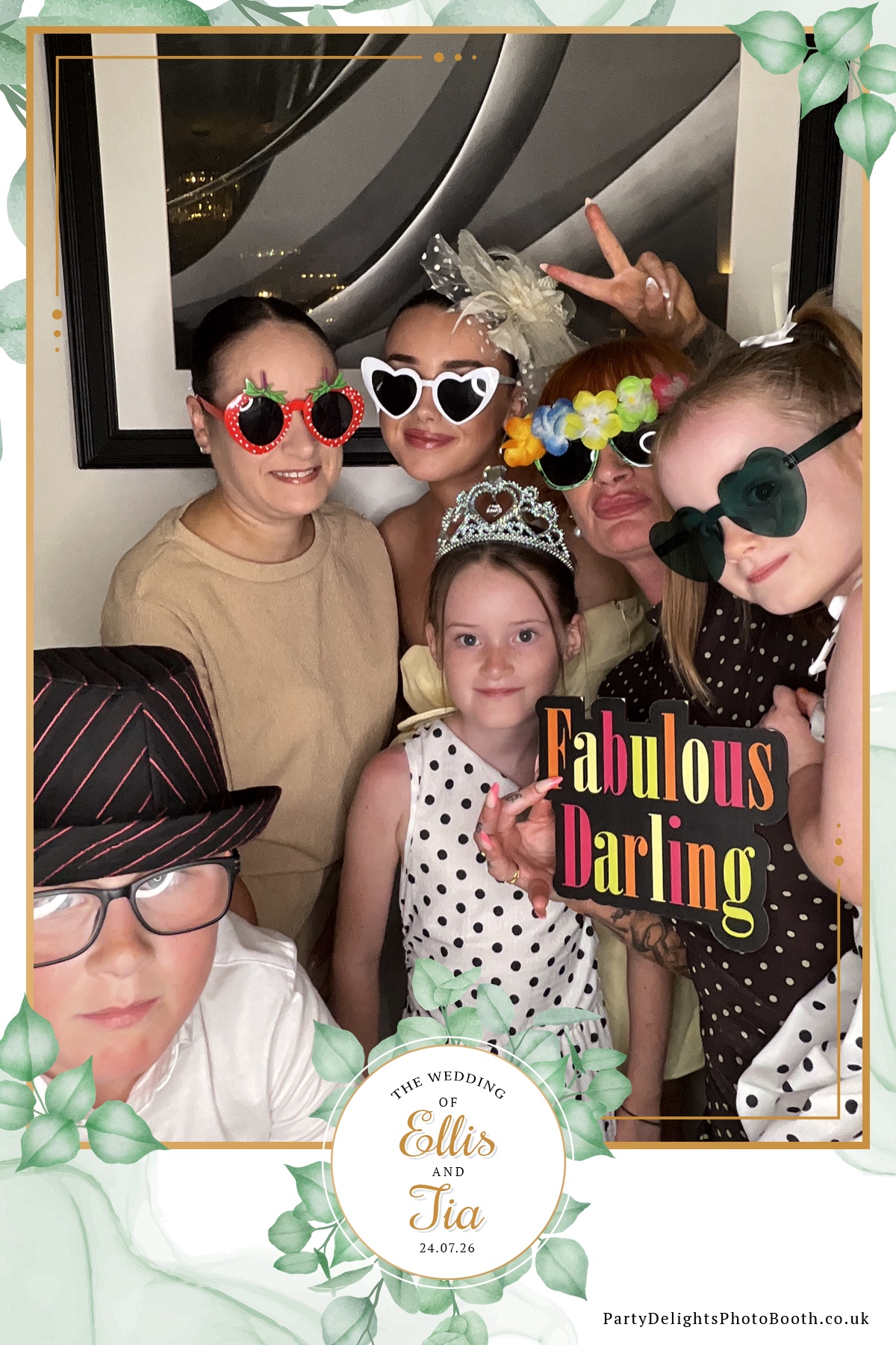 Ellis and Tias wedding | View more photos from the event at gallery.partydelightsphotobooth.co.uk/u/PartyDelightsPhotoBooth/Ellis-and-Tias-wedding
