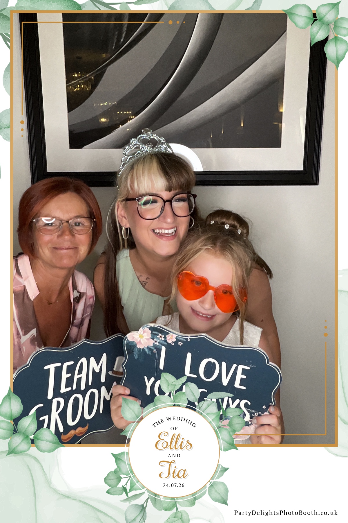 Ellis and Tias wedding | View more photos from the event at gallery.partydelightsphotobooth.co.uk/u/PartyDelightsPhotoBooth/Ellis-and-Tias-wedding