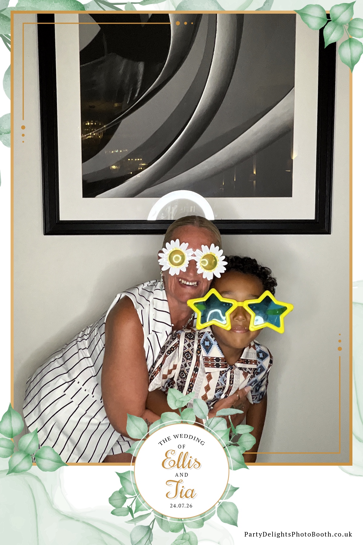 Ellis and Tias wedding | View more photos from the event at gallery.partydelightsphotobooth.co.uk/u/PartyDelightsPhotoBooth/Ellis-and-Tias-wedding