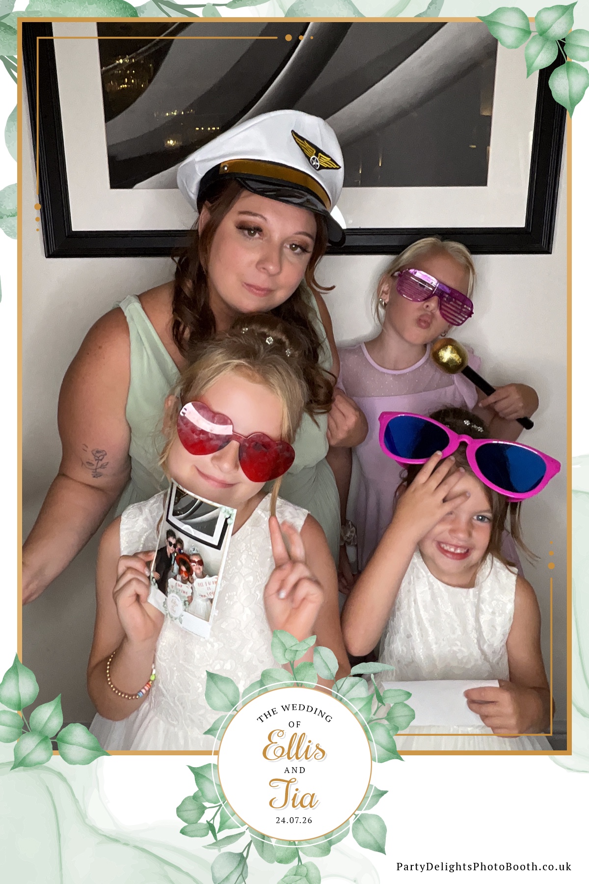 Ellis and Tias wedding | View more photos from the event at gallery.partydelightsphotobooth.co.uk/u/PartyDelightsPhotoBooth/Ellis-and-Tias-wedding