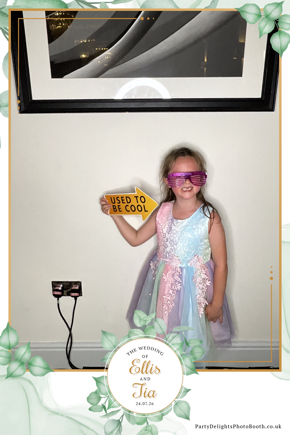 Ellis and Tias wedding | View more photos from the event at gallery.partydelightsphotobooth.co.uk/u/PartyDelightsPhotoBooth/Ellis-and-Tias-wedding