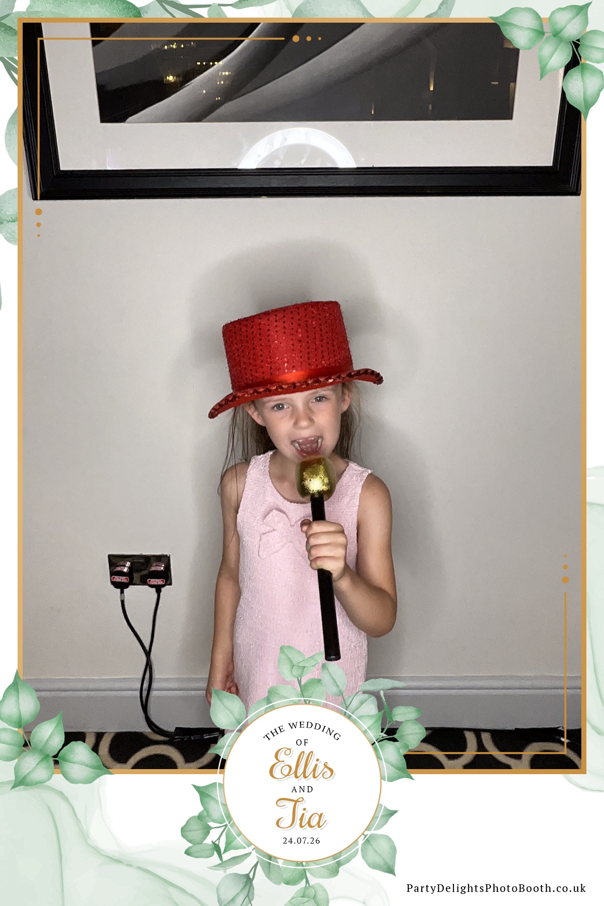 Ellis and Tias wedding | View more photos from the event at gallery.partydelightsphotobooth.co.uk/u/PartyDelightsPhotoBooth/Ellis-and-Tias-wedding