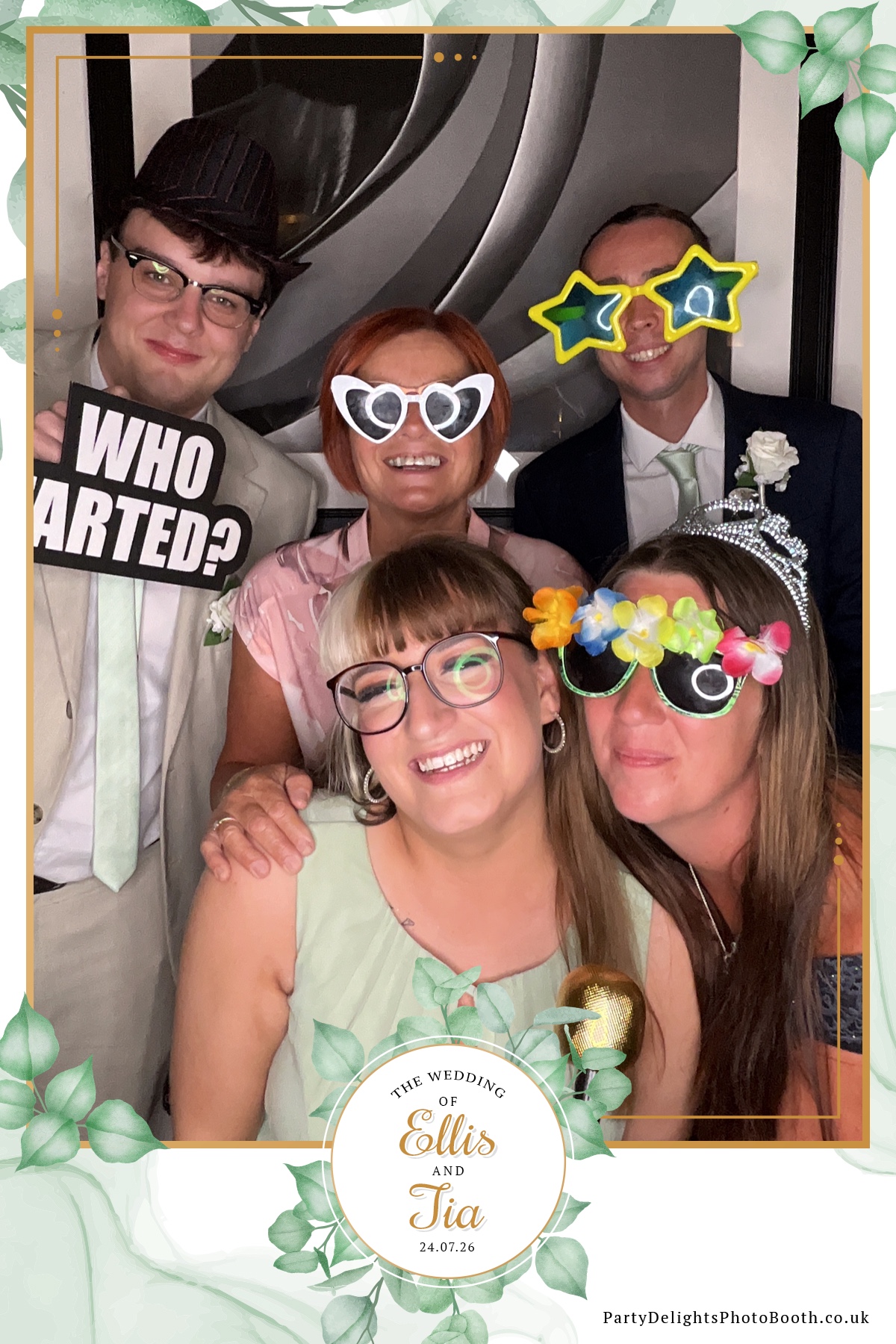 Ellis and Tias wedding | View more photos from the event at gallery.partydelightsphotobooth.co.uk/u/PartyDelightsPhotoBooth/Ellis-and-Tias-wedding