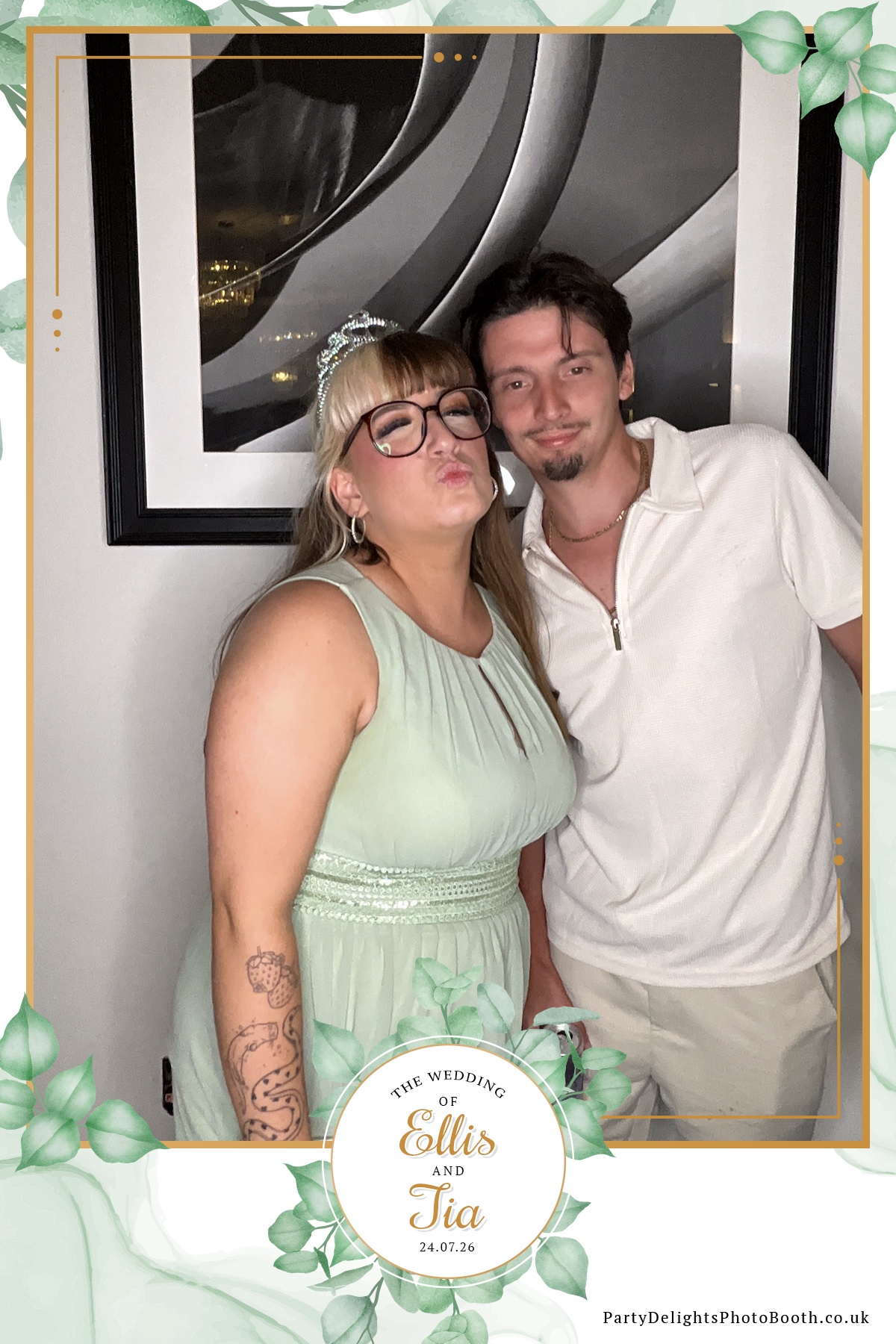 Ellis and Tias wedding | View more photos from the event at gallery.partydelightsphotobooth.co.uk/u/PartyDelightsPhotoBooth/Ellis-and-Tias-wedding