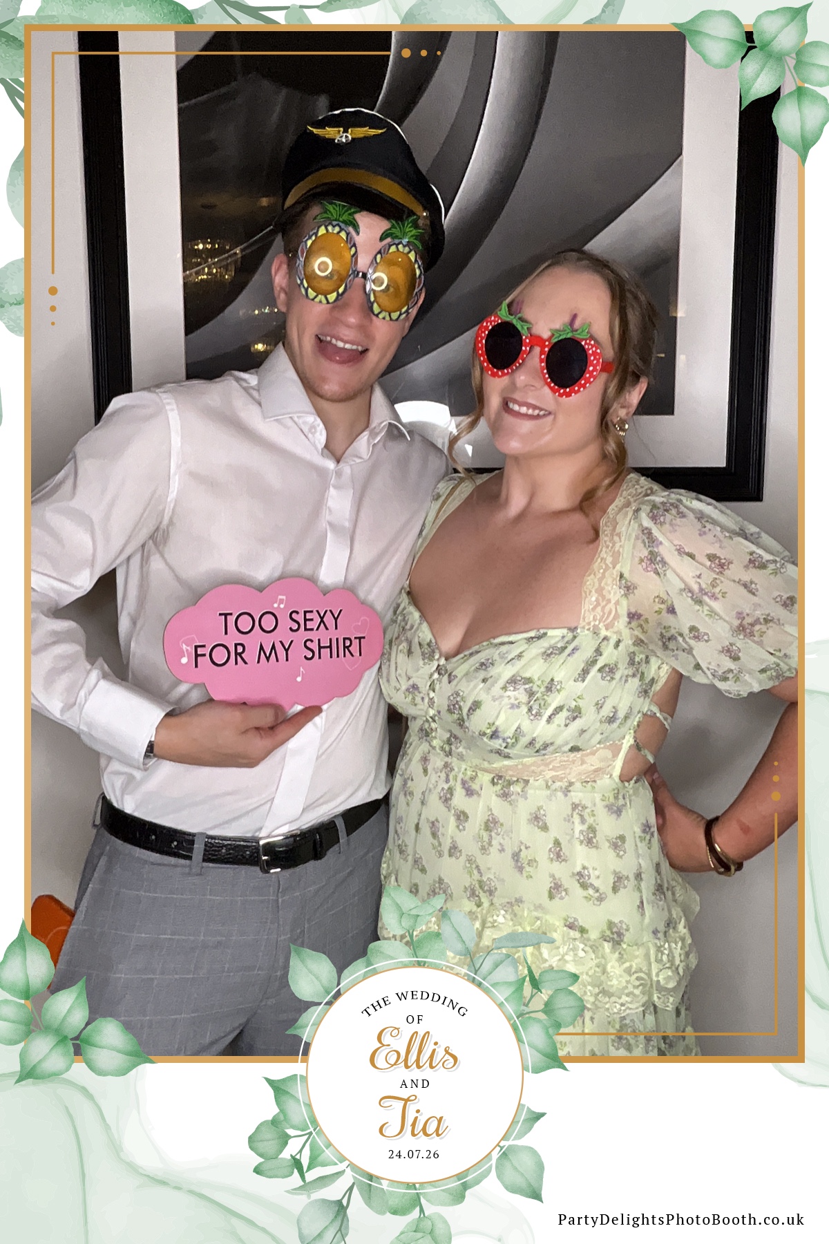 Ellis and Tias wedding | View more photos from the event at gallery.partydelightsphotobooth.co.uk/u/PartyDelightsPhotoBooth/Ellis-and-Tias-wedding