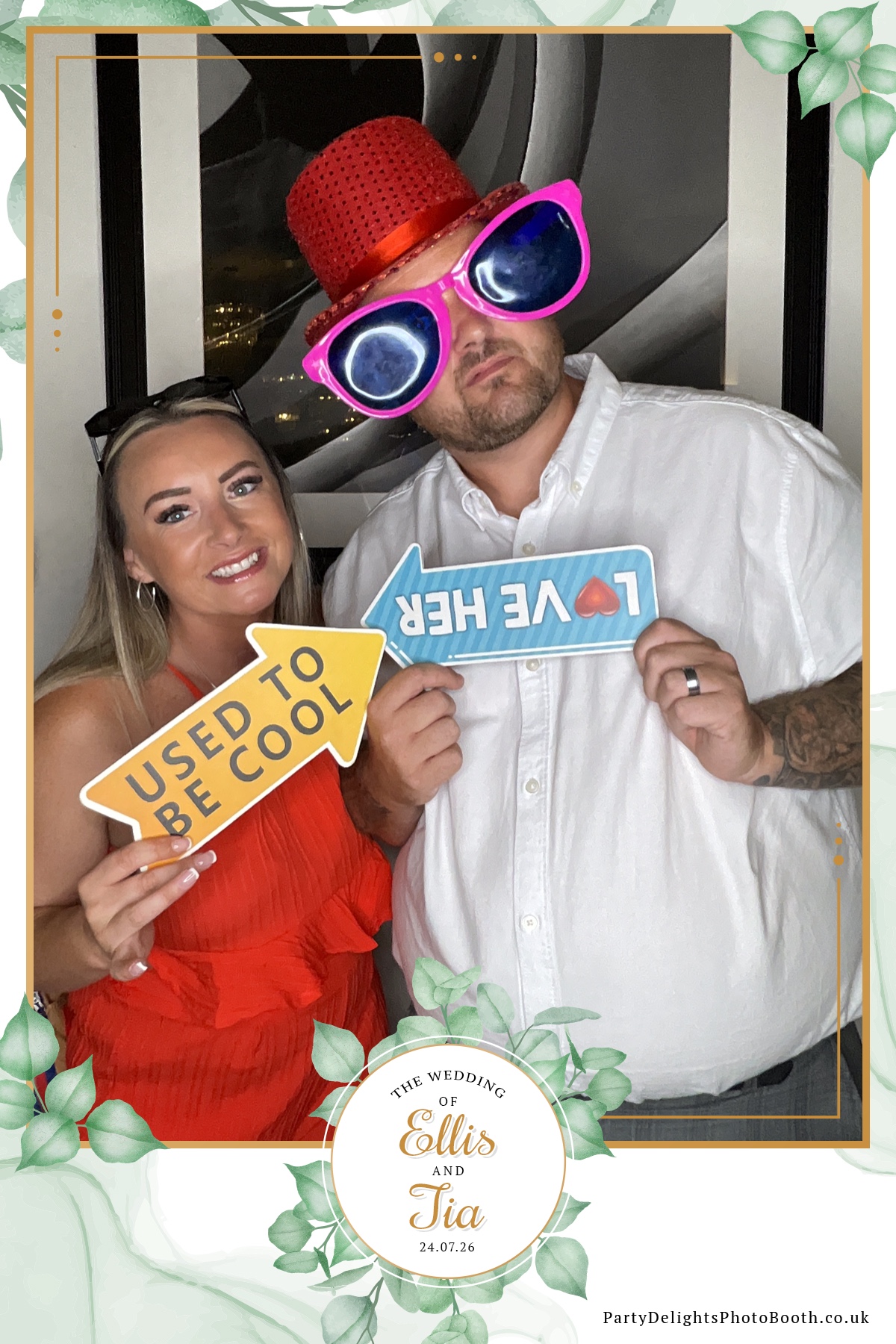 Ellis and Tias wedding | View more photos from the event at gallery.partydelightsphotobooth.co.uk/u/PartyDelightsPhotoBooth/Ellis-and-Tias-wedding
