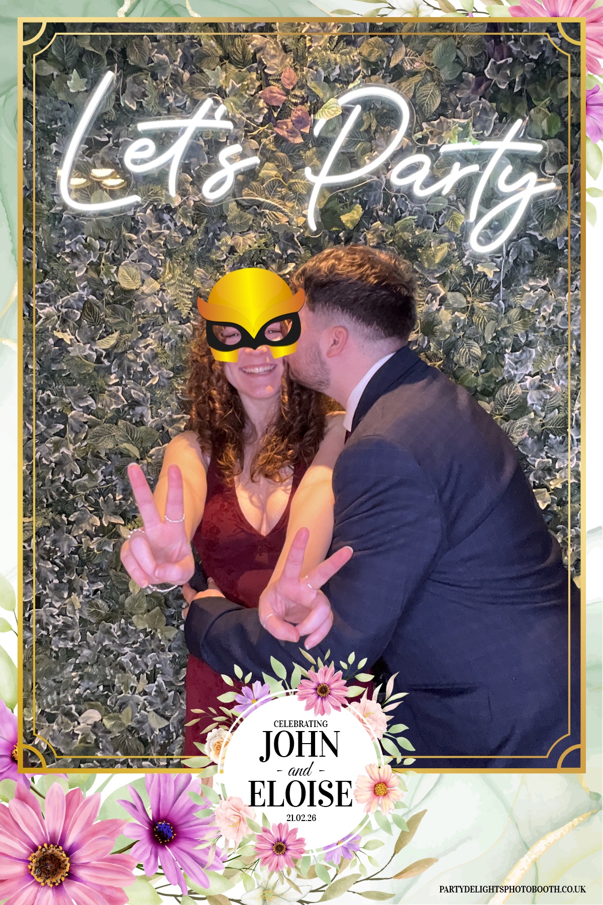 John and Eloise’s reception | View more photos from the event at gallery.partydelightsphotobooth.co.uk/u/PartyDelightsPhotoBooth/John-and-Eloise’s-reception