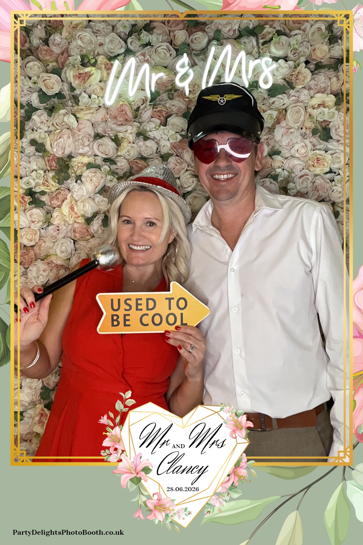 Kelly & Simon Wedding | View more photos from the event at gallery.partydelightsphotobooth.co.uk/u/PartyDelightsPhotoBooth/Kelly-Simon-Wedding