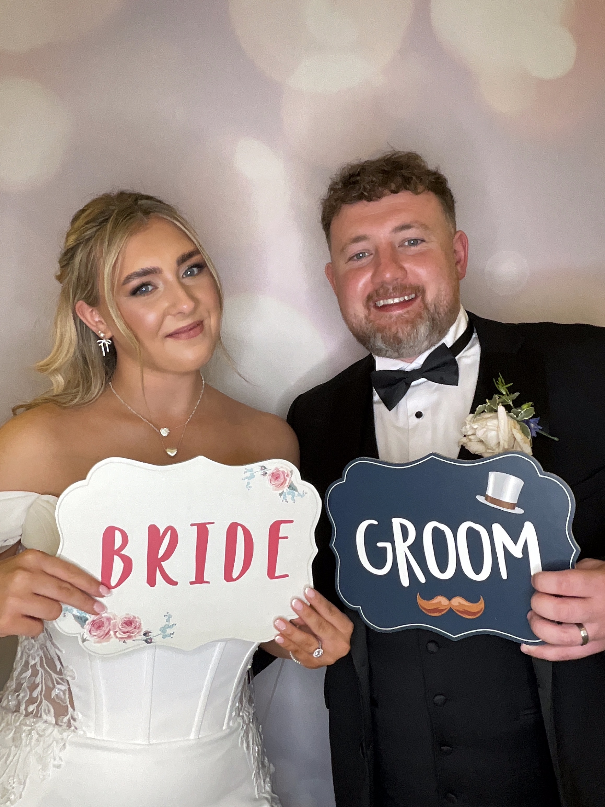 Rio & Edwards Wedding Day | View more photos from the event at gallery.partydelightsphotobooth.co.uk/u/PartyDelightsPhotoBooth/Rio-Edwards-Wedding-Day