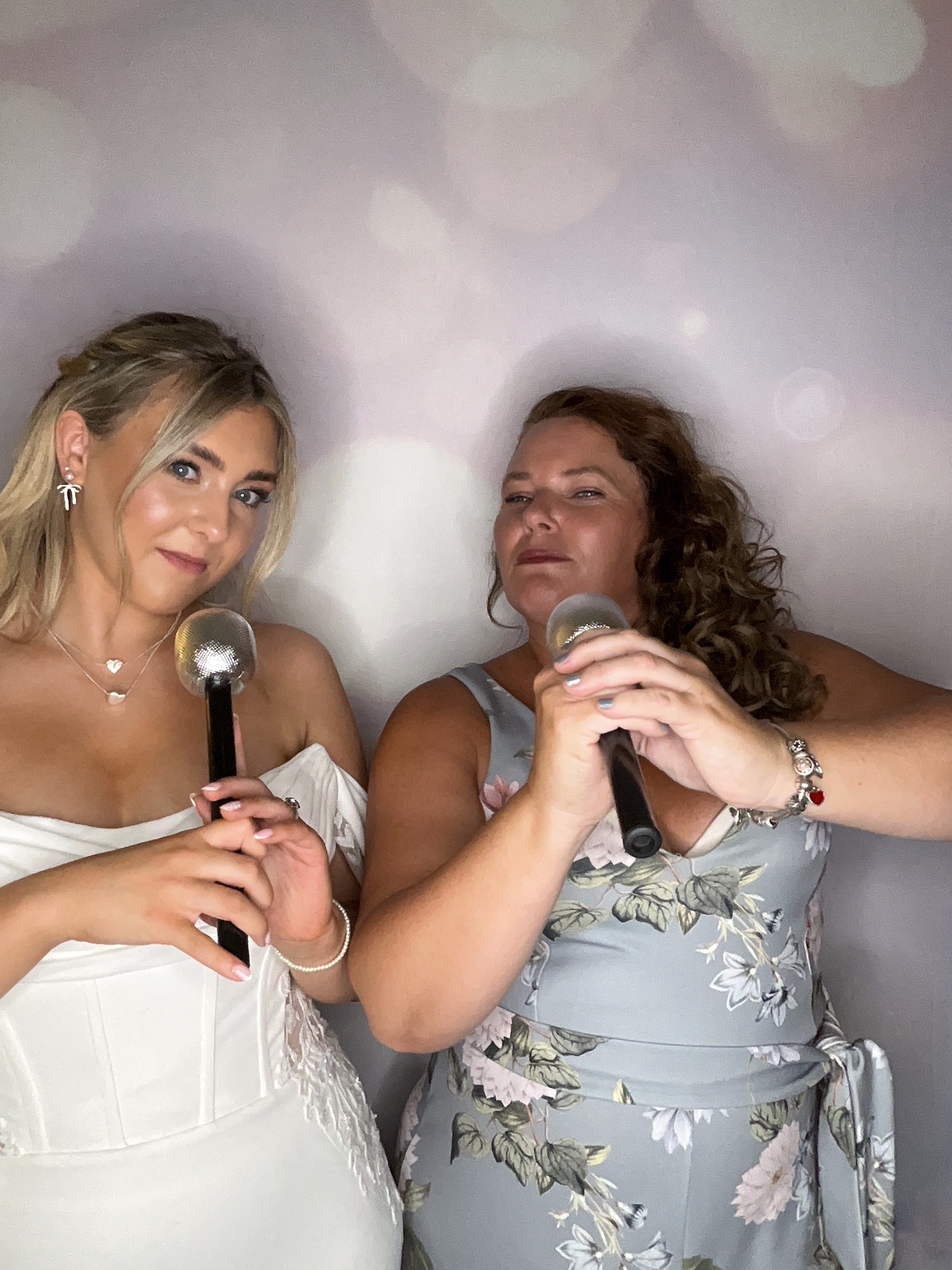 Rio & Edwards Wedding Day | View more photos from the event at gallery.partydelightsphotobooth.co.uk/u/PartyDelightsPhotoBooth/Rio-Edwards-Wedding-Day