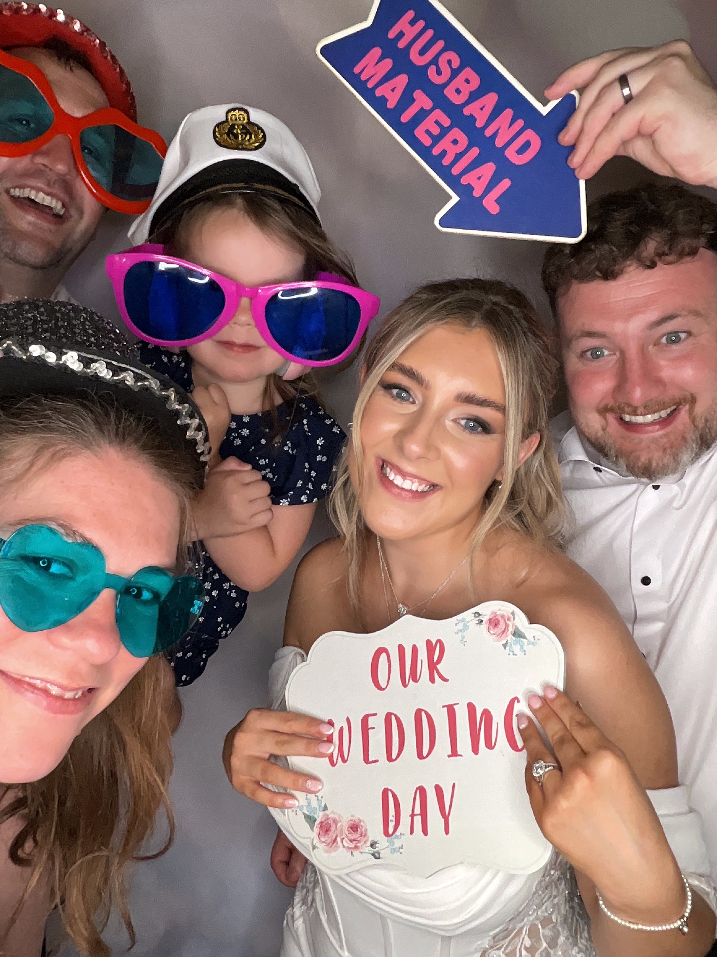 Rio & Edwards Wedding Day | View more photos from the event at gallery.partydelightsphotobooth.co.uk/u/PartyDelightsPhotoBooth/Rio-Edwards-Wedding-Day