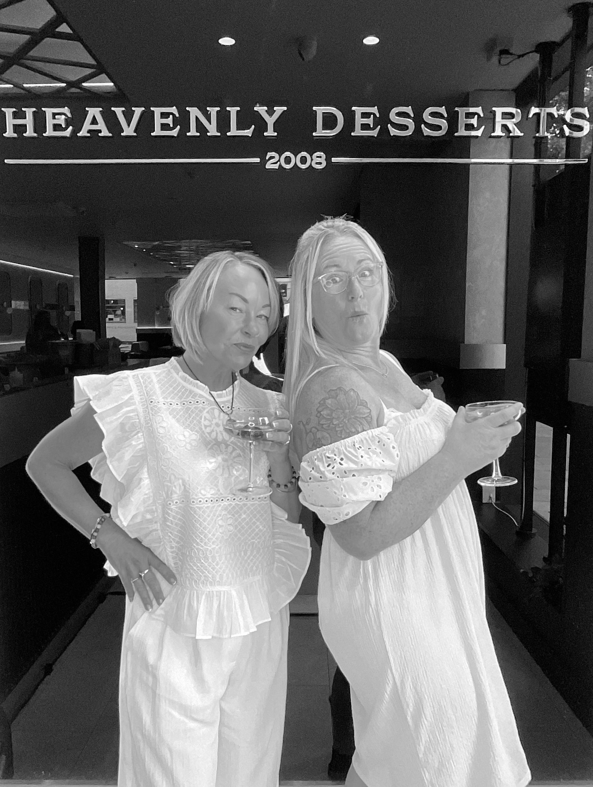 The White Party | View more photos from the event at gallery.partydelightsphotobooth.co.uk/u/PartyDelightsPhotoBooth/The-White-Party