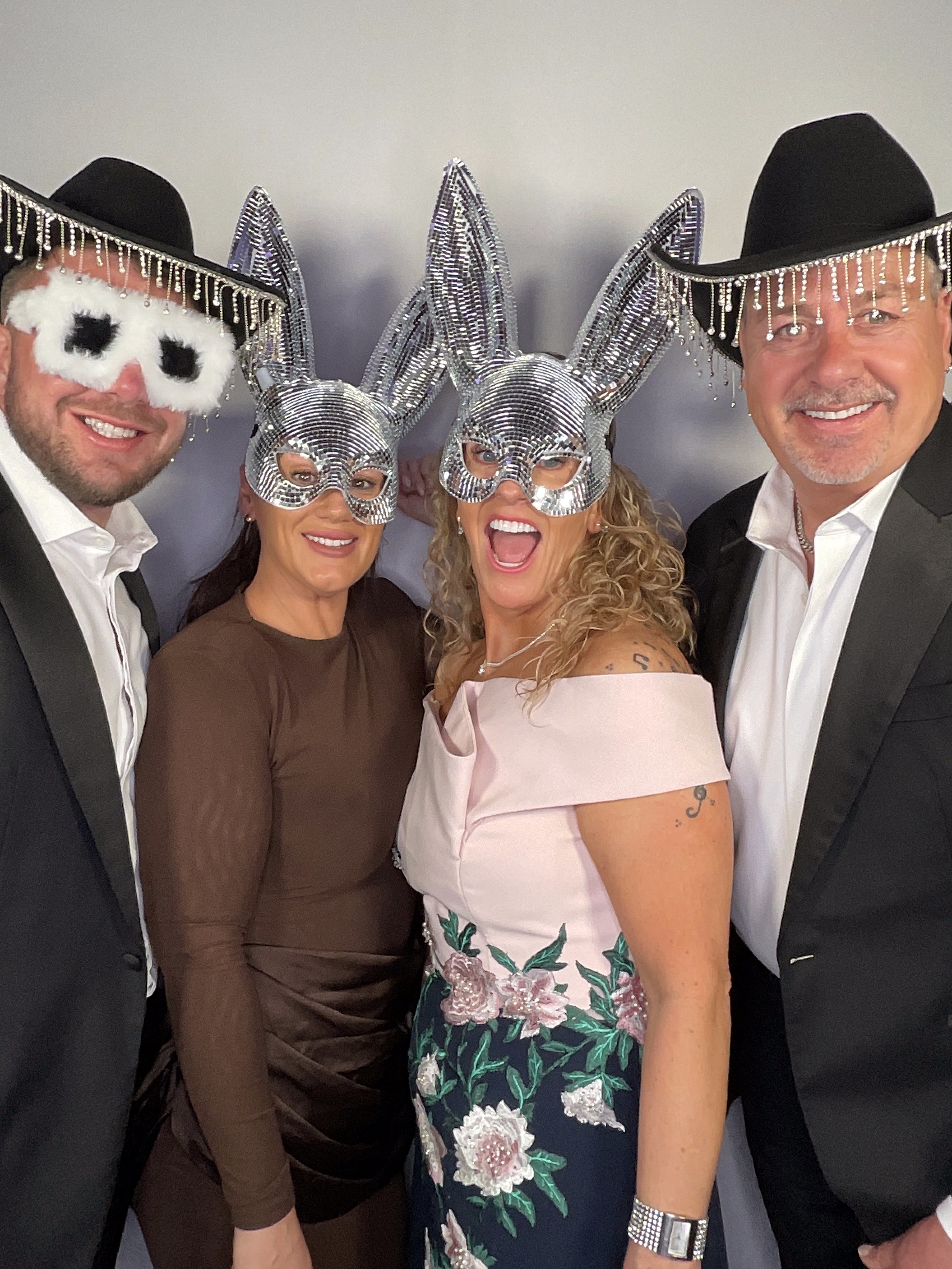 Zoe and Jesse's Wedding | View more photos from the event at gallery.partydelightsphotobooth.co.uk/u/PartyDelightsPhotoBooth/Zoe-and-Jesses-Wedding