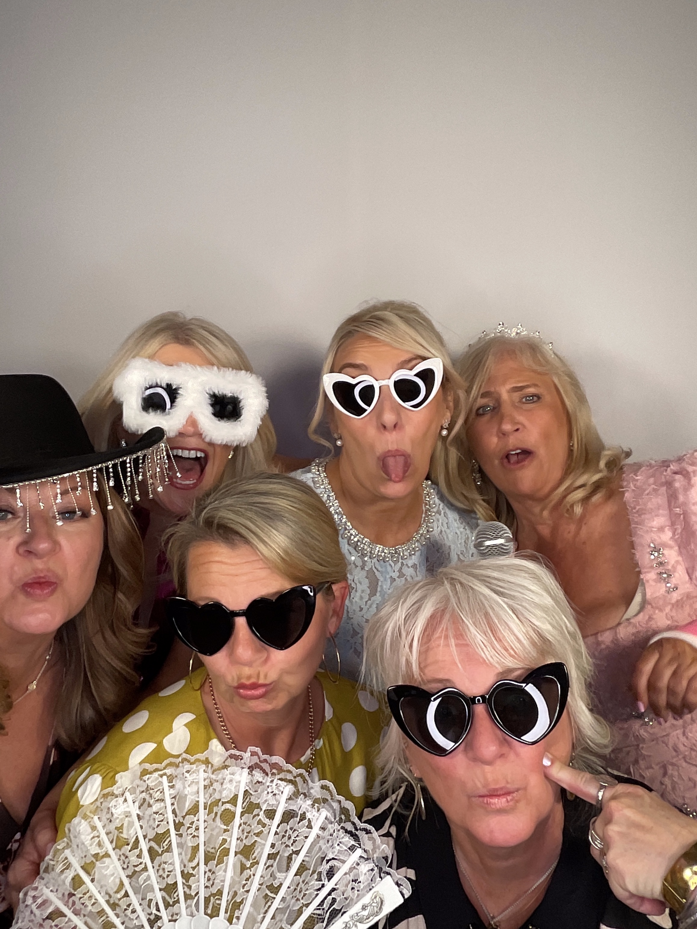 Zoe and Jesse's Wedding | View more photos from the event at gallery.partydelightsphotobooth.co.uk/u/PartyDelightsPhotoBooth/Zoe-and-Jesses-Wedding