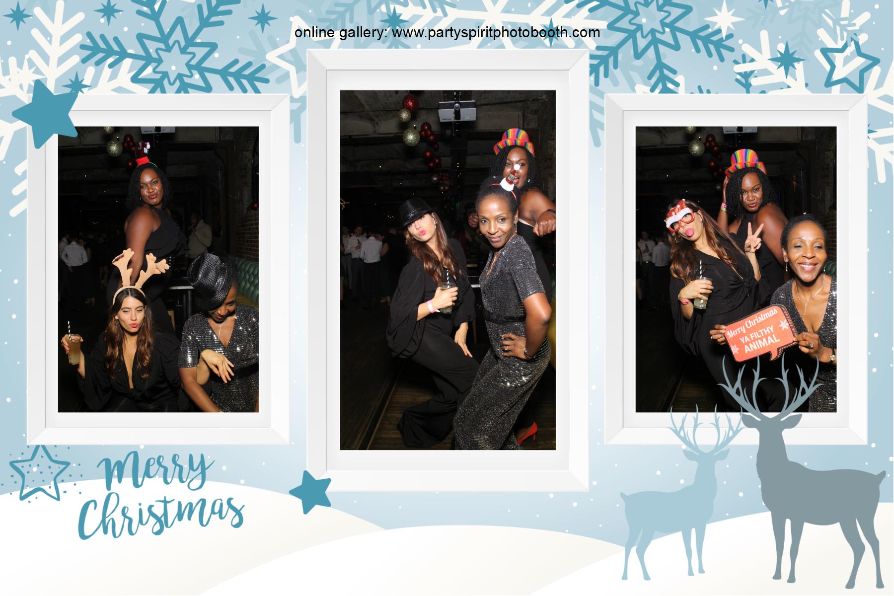 Christmas Party | View more photos from the event at gallery.partyspiritphotobooth.com/u/PartySpiritPhotoBooth/Christmas-Party-6