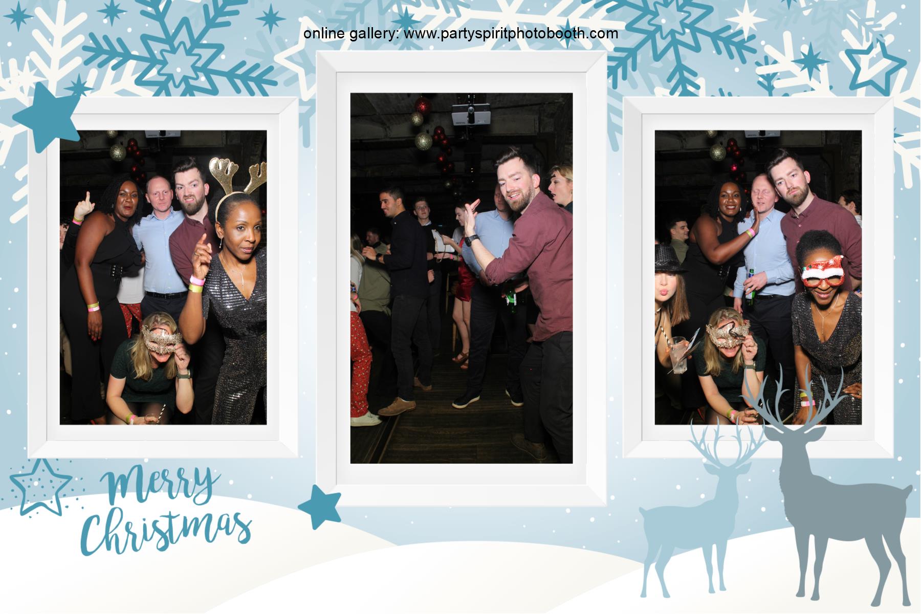 Christmas Party | View more photos from the event at gallery.partyspiritphotobooth.com/u/PartySpiritPhotoBooth/Christmas-Party-6