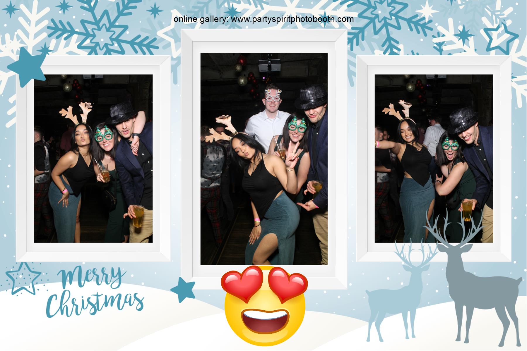 Christmas Party | View more photos from the event at gallery.partyspiritphotobooth.com/u/PartySpiritPhotoBooth/Christmas-Party-6