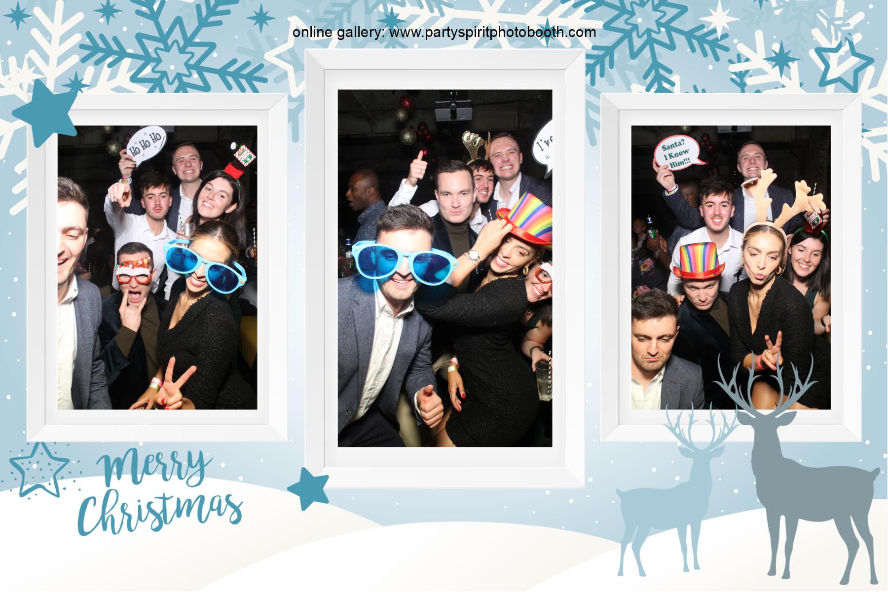 Christmas Party | View more photos from the event at gallery.partyspiritphotobooth.com/u/PartySpiritPhotoBooth/Christmas-Party-6