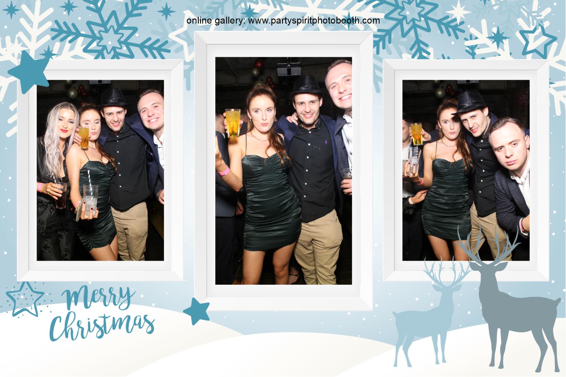 Christmas Party | View more photos from the event at gallery.partyspiritphotobooth.com/u/PartySpiritPhotoBooth/Christmas-Party-6