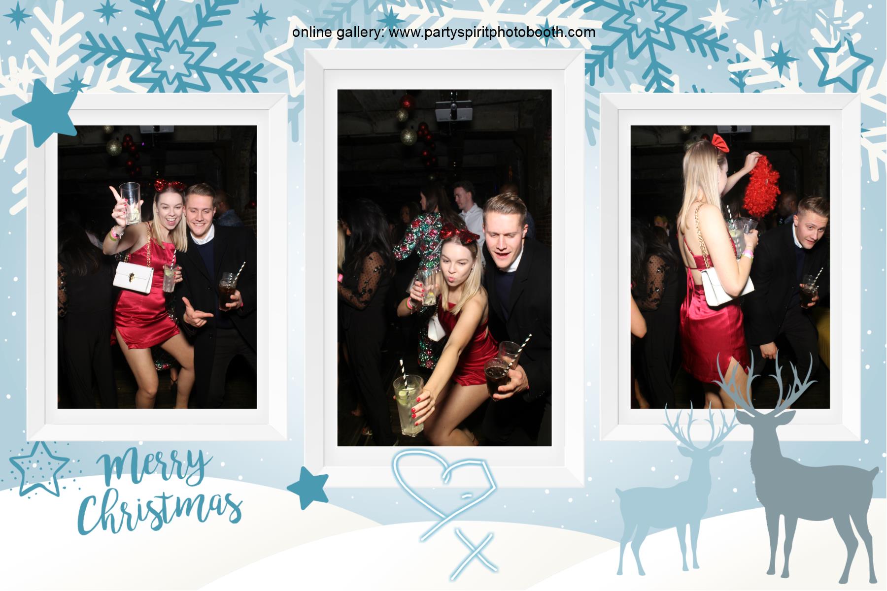 Christmas Party | View more photos from the event at gallery.partyspiritphotobooth.com/u/PartySpiritPhotoBooth/Christmas-Party-6