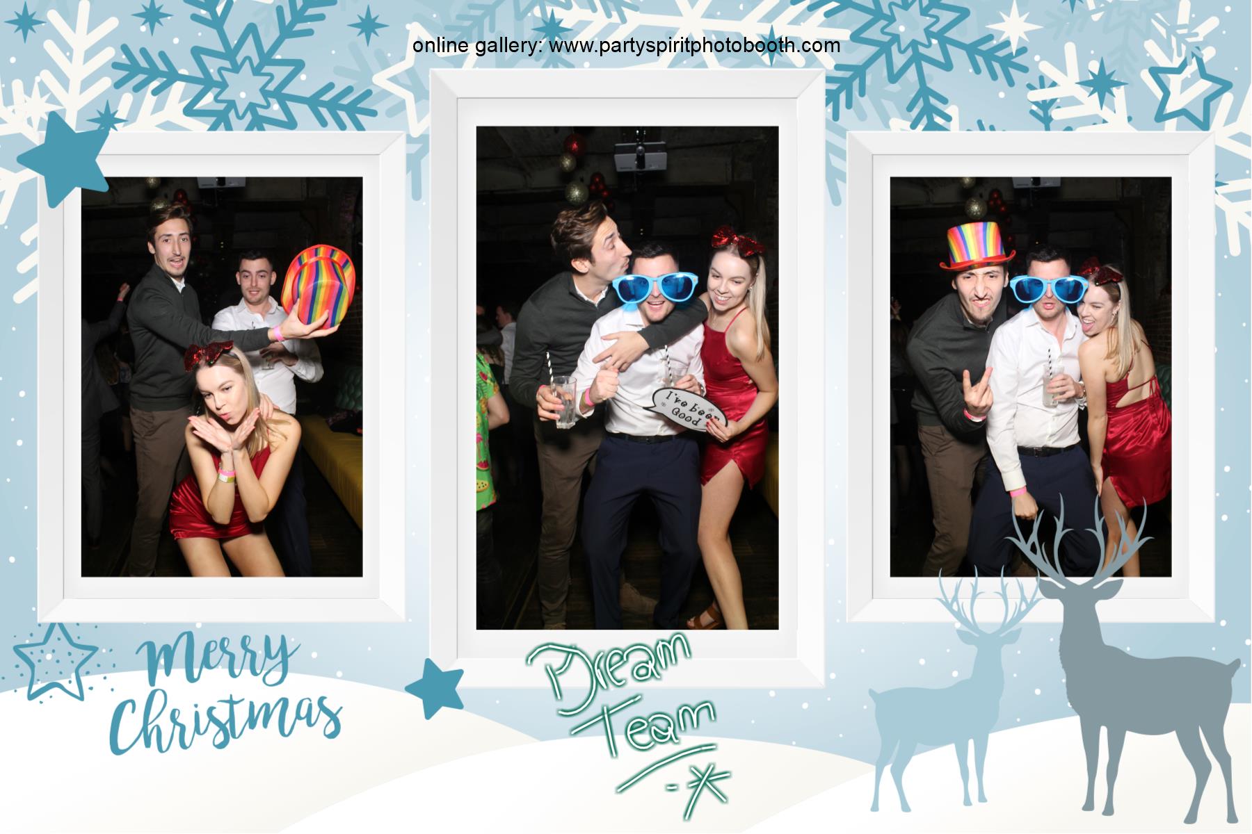Christmas Party | View more photos from the event at gallery.partyspiritphotobooth.com/u/PartySpiritPhotoBooth/Christmas-Party-6