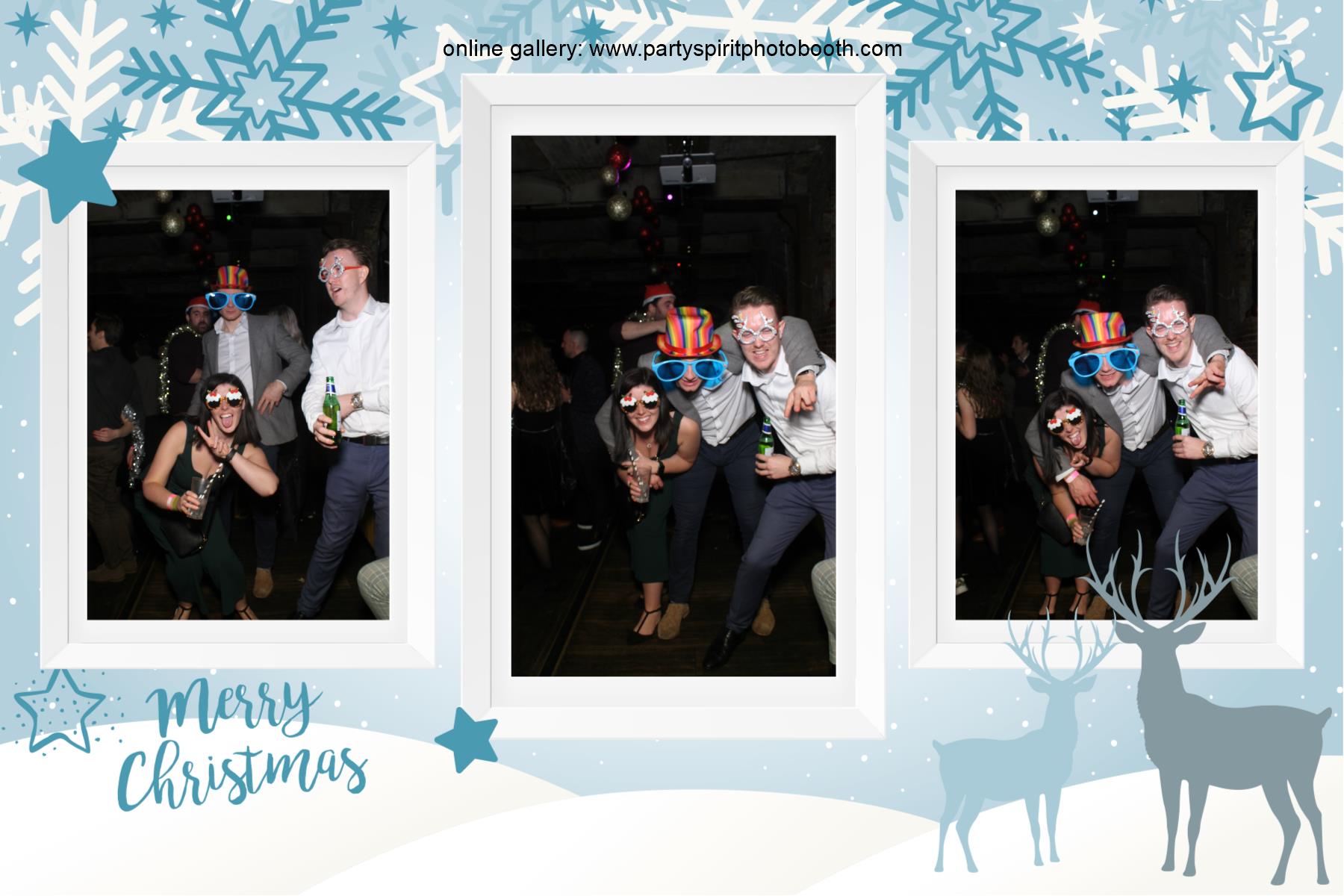 Christmas Party | View more photos from the event at gallery.partyspiritphotobooth.com/u/PartySpiritPhotoBooth/Christmas-Party-6