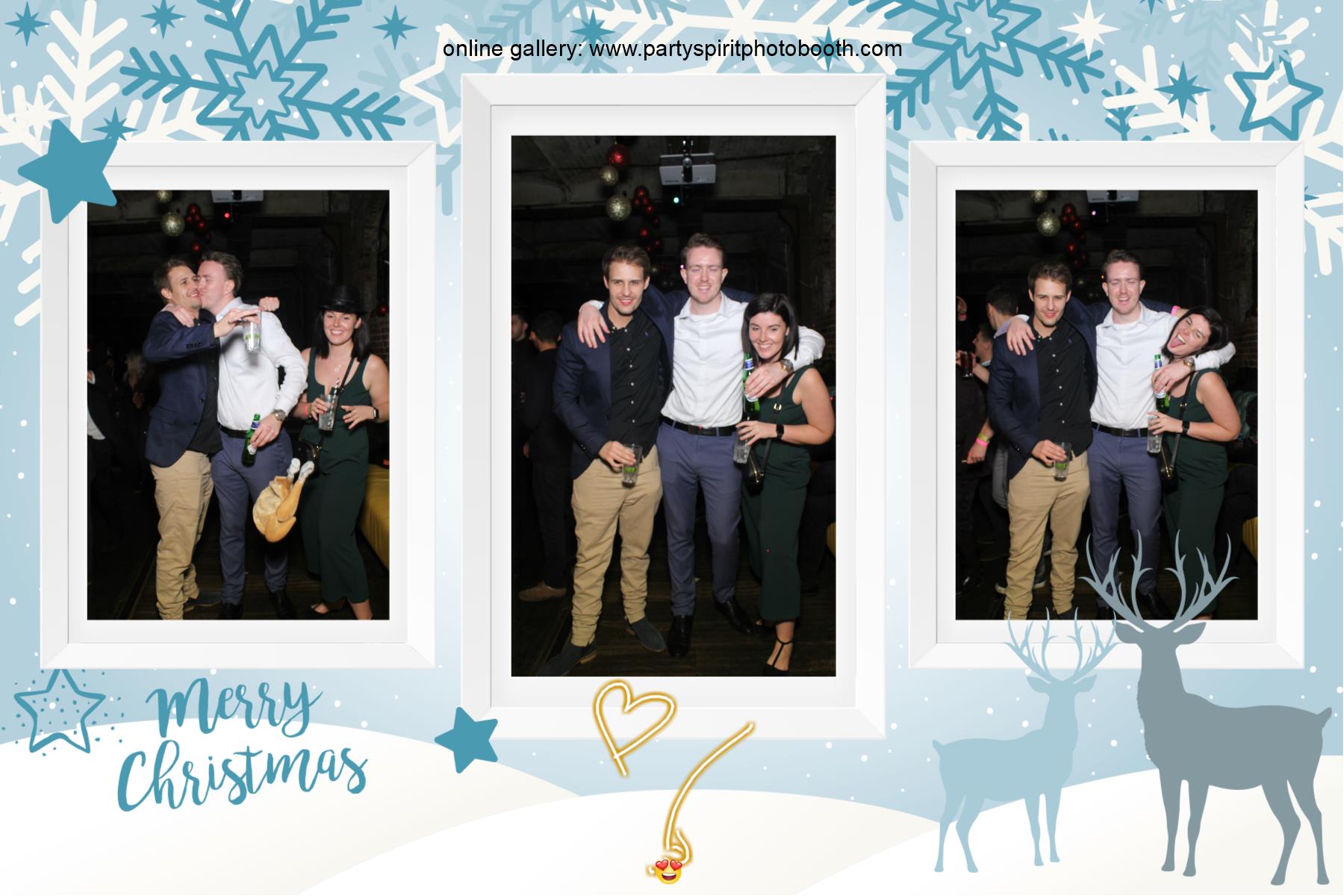 Christmas Party | View more photos from the event at gallery.partyspiritphotobooth.com/u/PartySpiritPhotoBooth/Christmas-Party-6