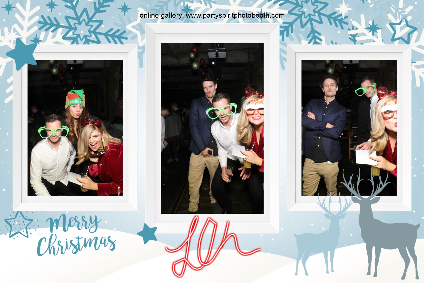 Christmas Party | View more photos from the event at gallery.partyspiritphotobooth.com/u/PartySpiritPhotoBooth/Christmas-Party-6