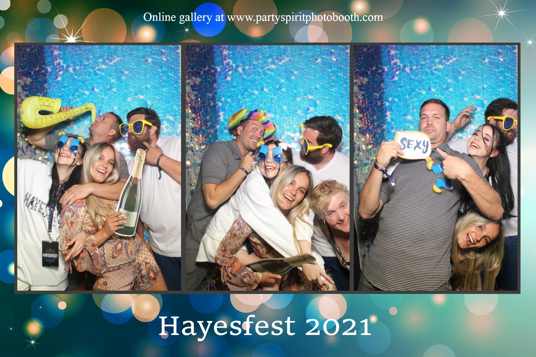 Springfield Farm | View more photos from the event at gallery.partyspiritphotobooth.com/u/PartySpiritPhotoBooth/Springfield-Farm