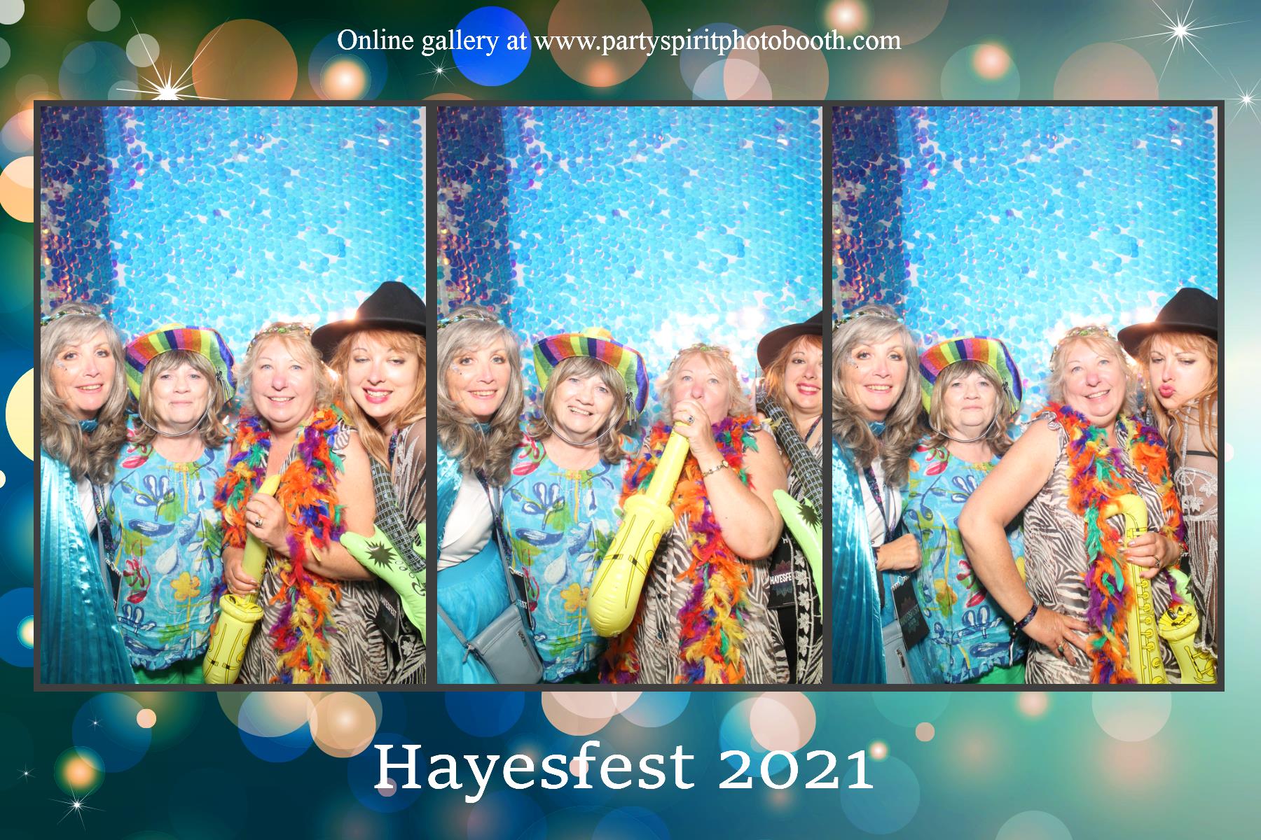 Springfield Farm | View more photos from the event at gallery.partyspiritphotobooth.com/u/PartySpiritPhotoBooth/Springfield-Farm