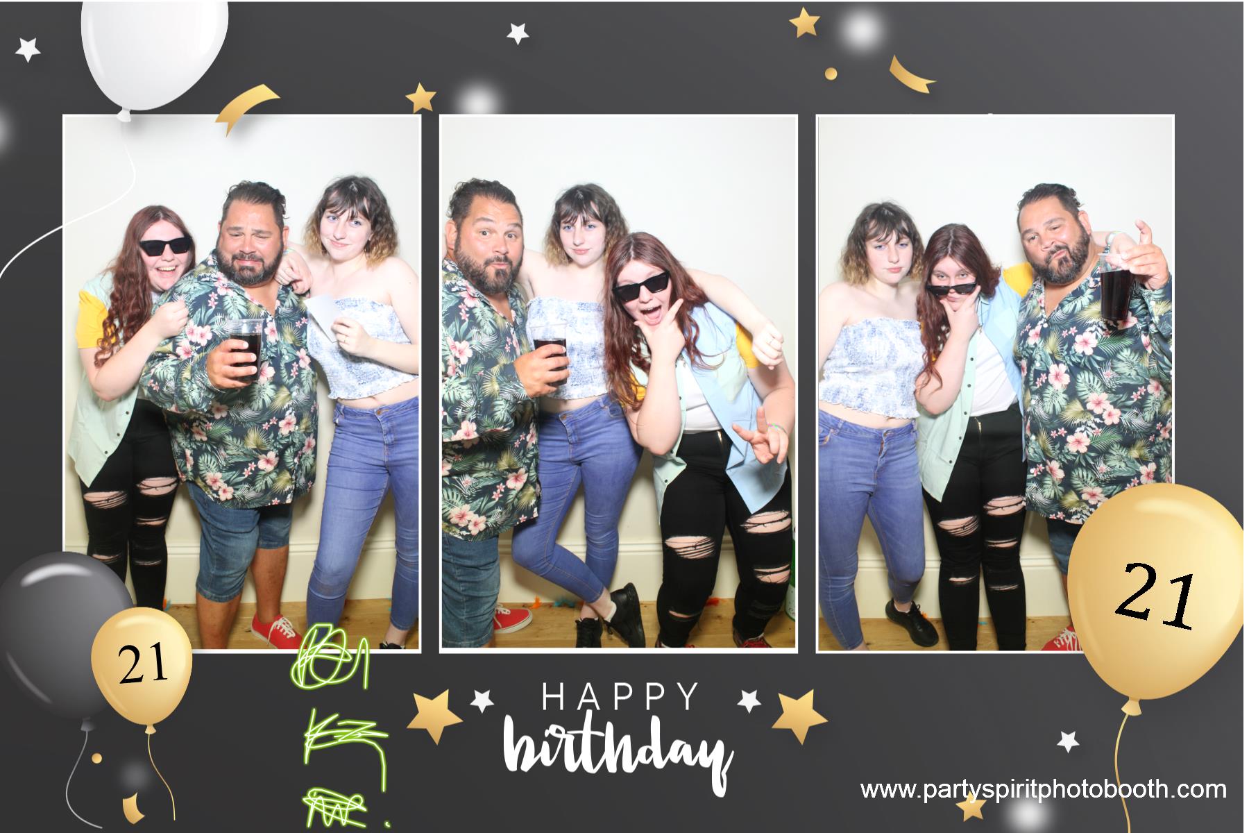 21st Birthday Party | View more photos from the event at gallery.partyspiritphotobooth.com/u/PartySpiritPhotoBooth/21st-Birthday-Party